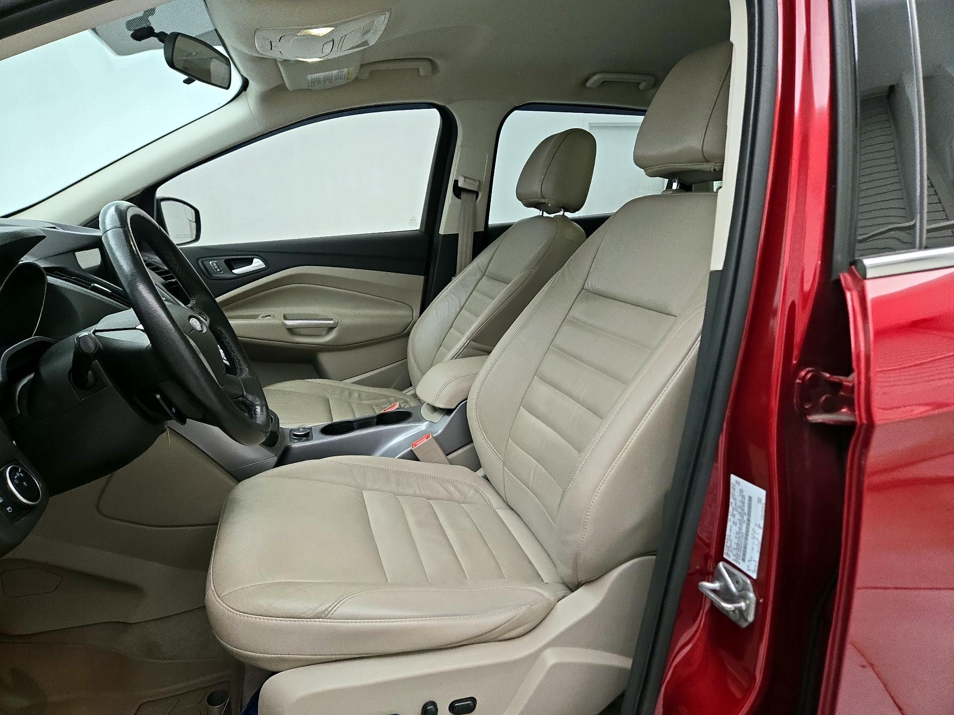 Thumbnail: 2016 Ford Escape - 11