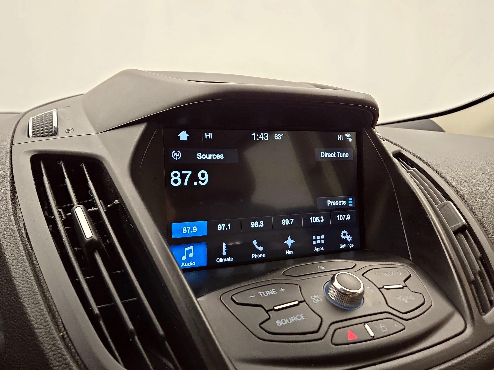 Thumbnail: 2016 Ford Escape - 15