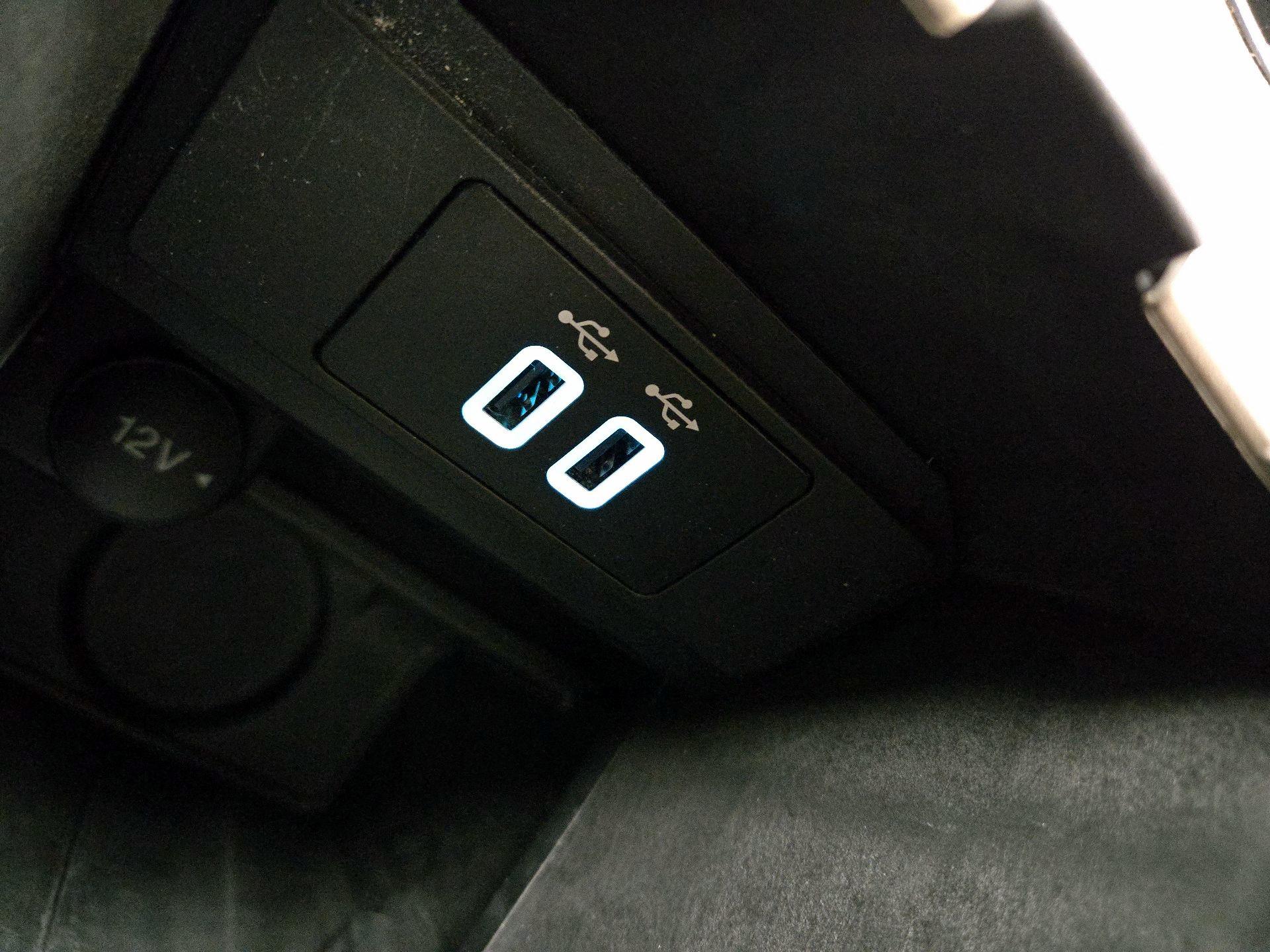 Thumbnail: 2016 Ford Escape - 18