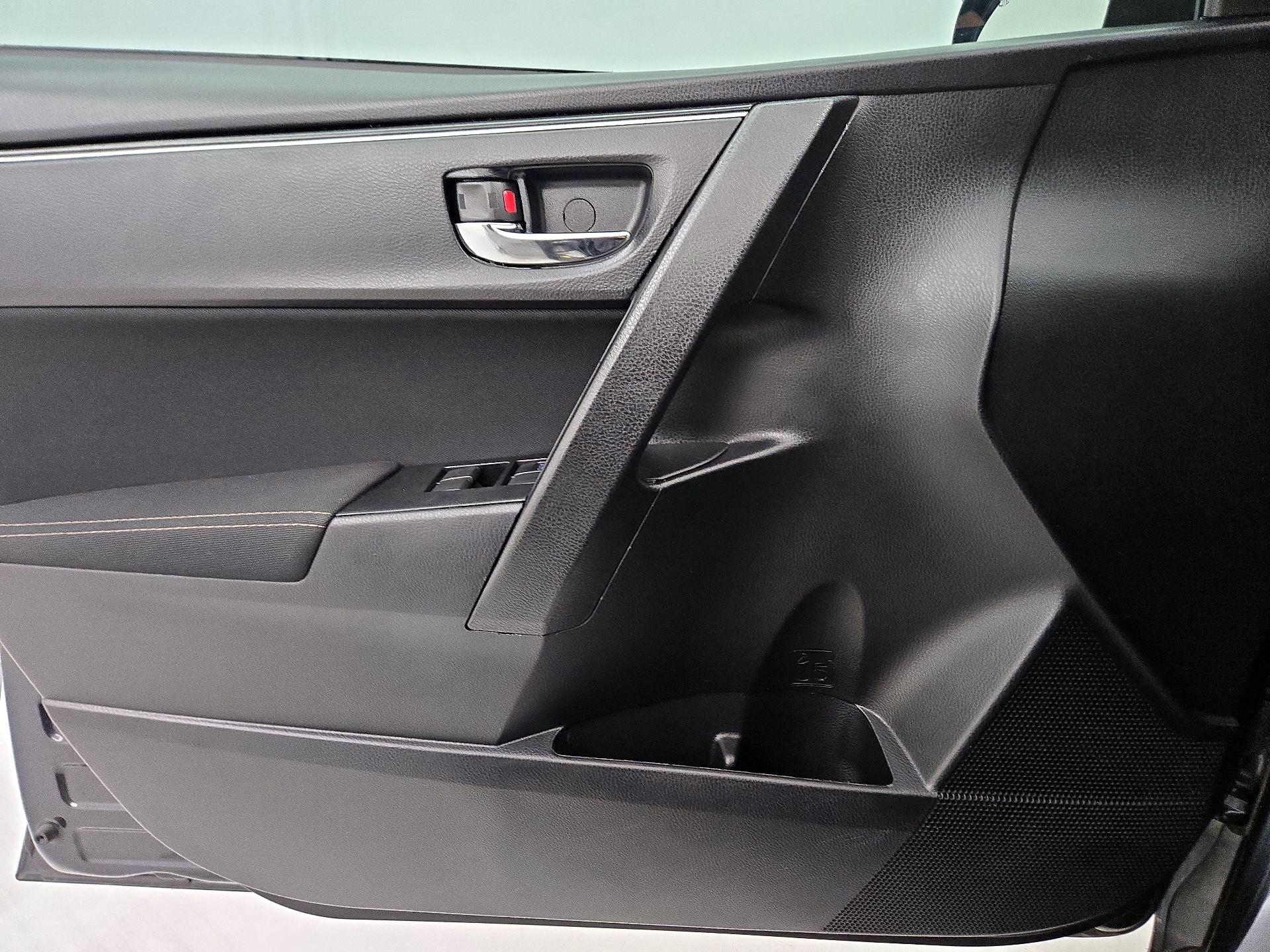 Thumbnail: 2019 Toyota Corolla - 12