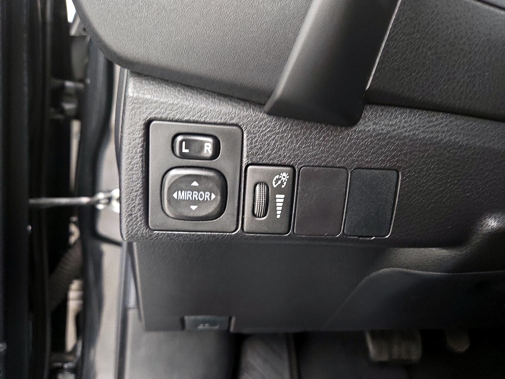 Thumbnail: 2019 Toyota Corolla - 13