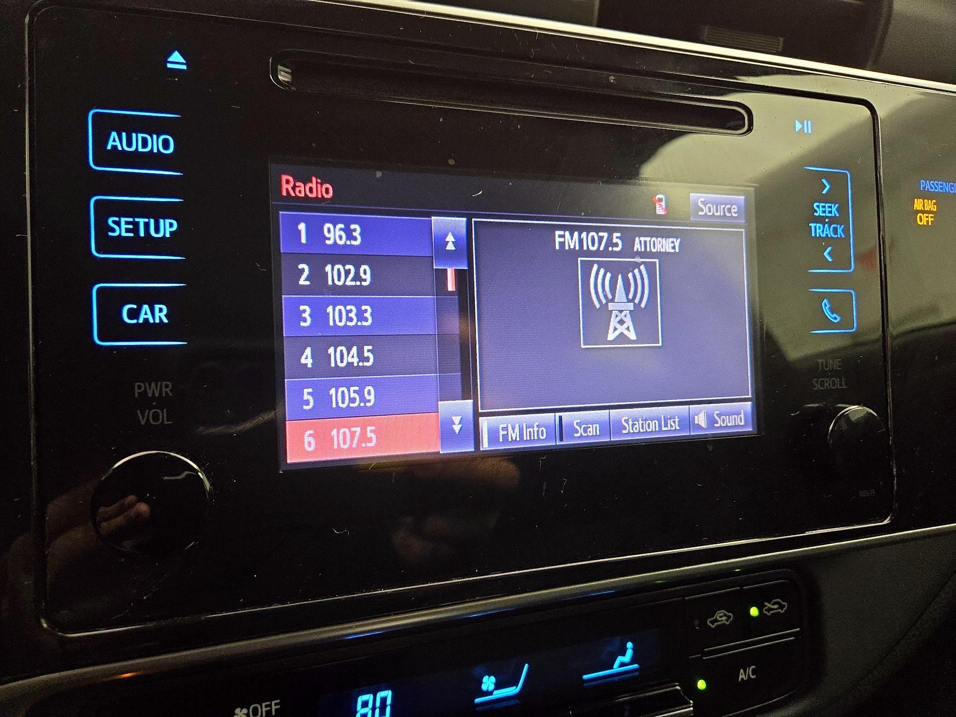 Thumbnail: 2019 Toyota Corolla - 15