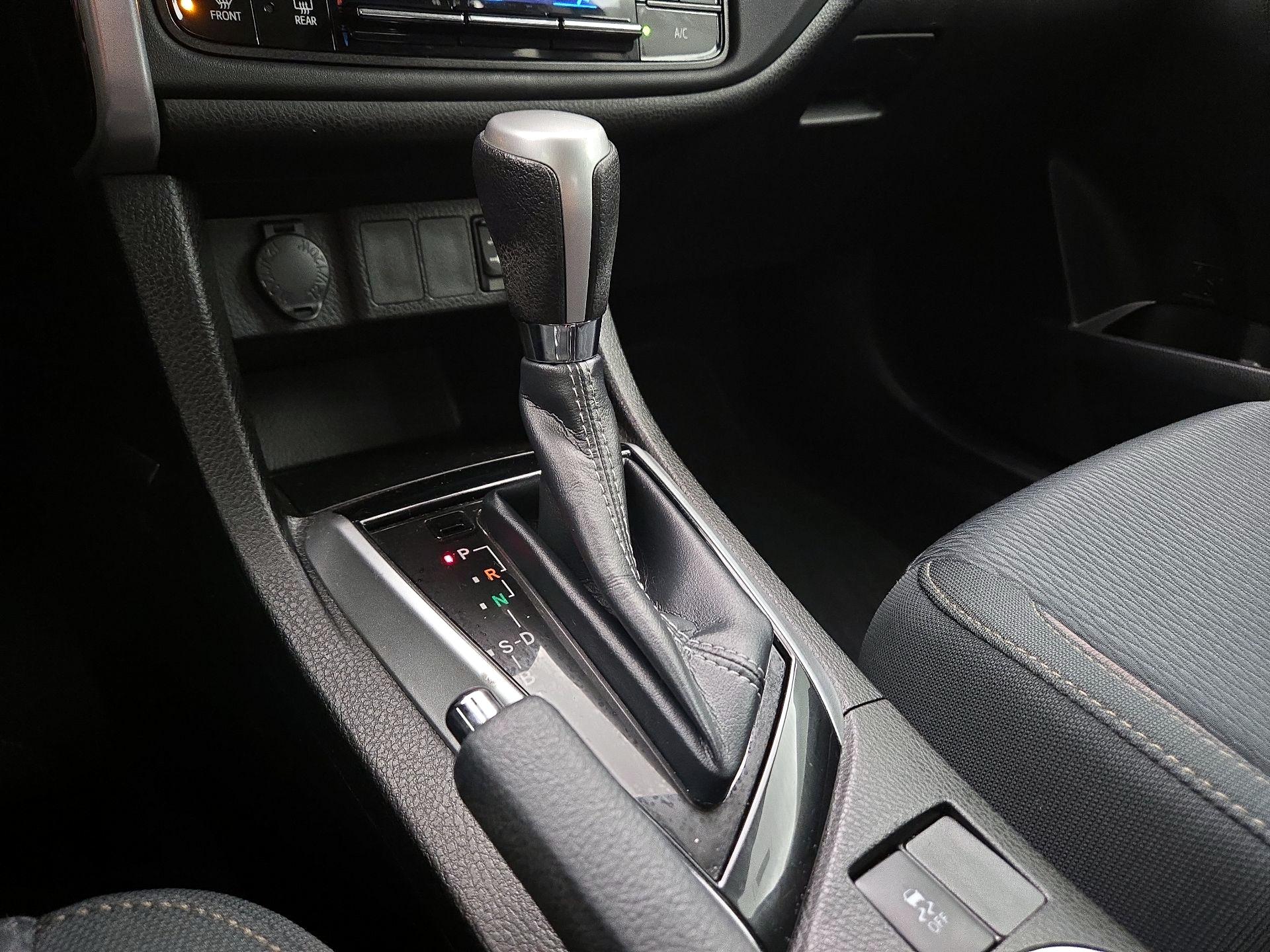 Thumbnail: 2019 Toyota Corolla - 17