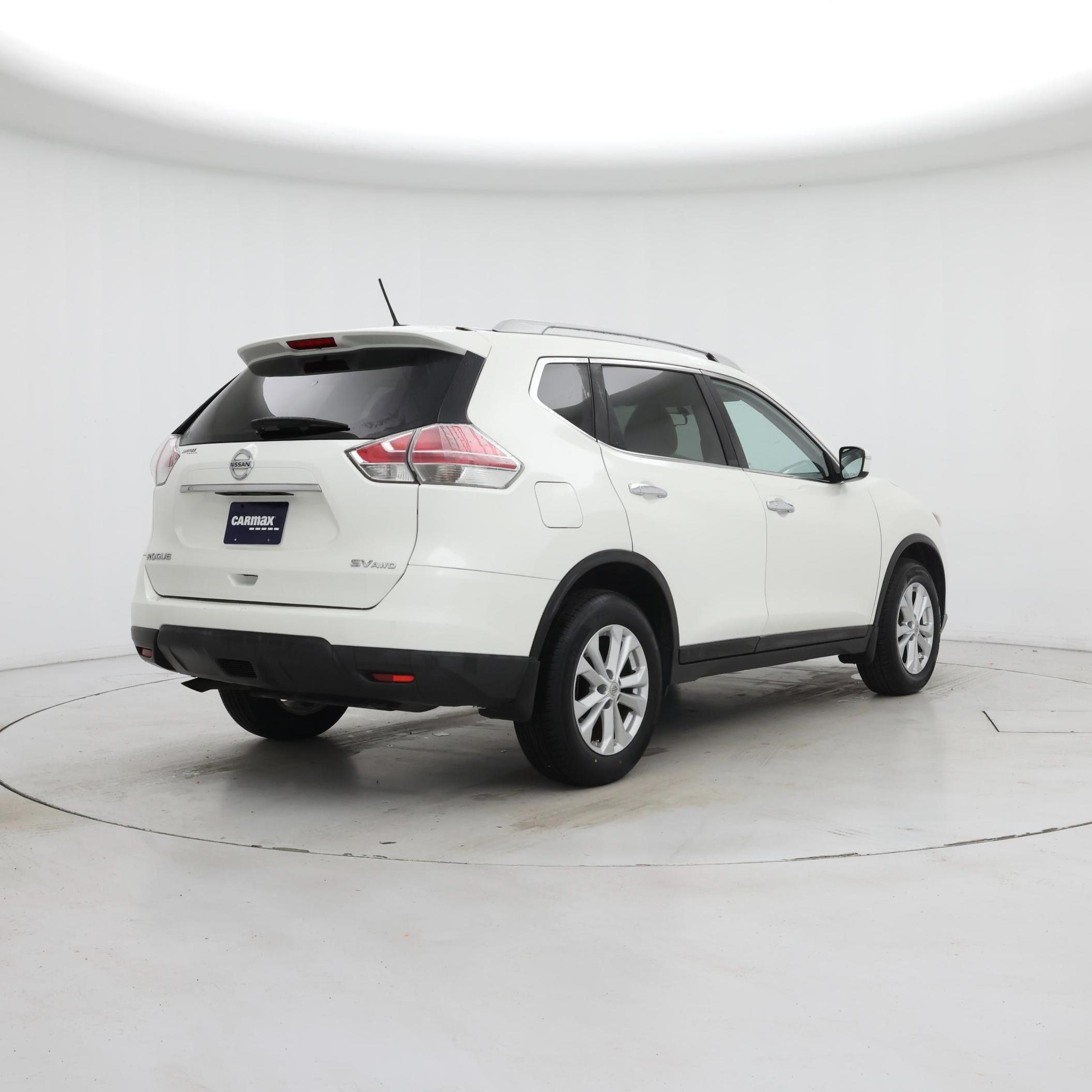 Thumbnail: 2015 Nissan Rogue - 8
