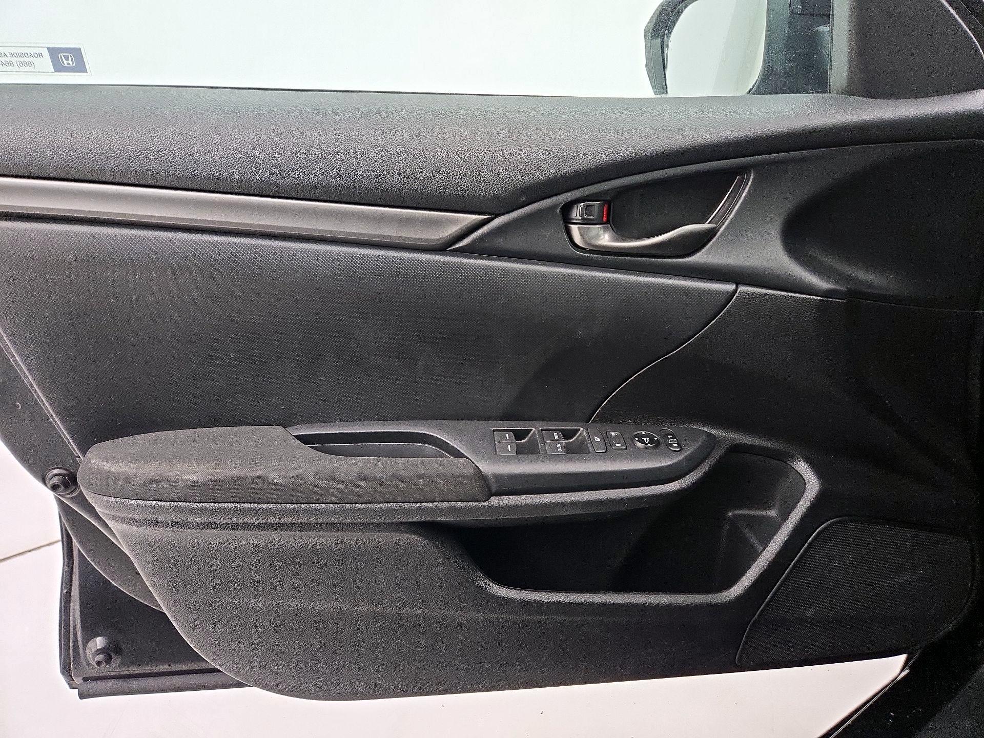 Thumbnail: 2018 Honda Civic - 12