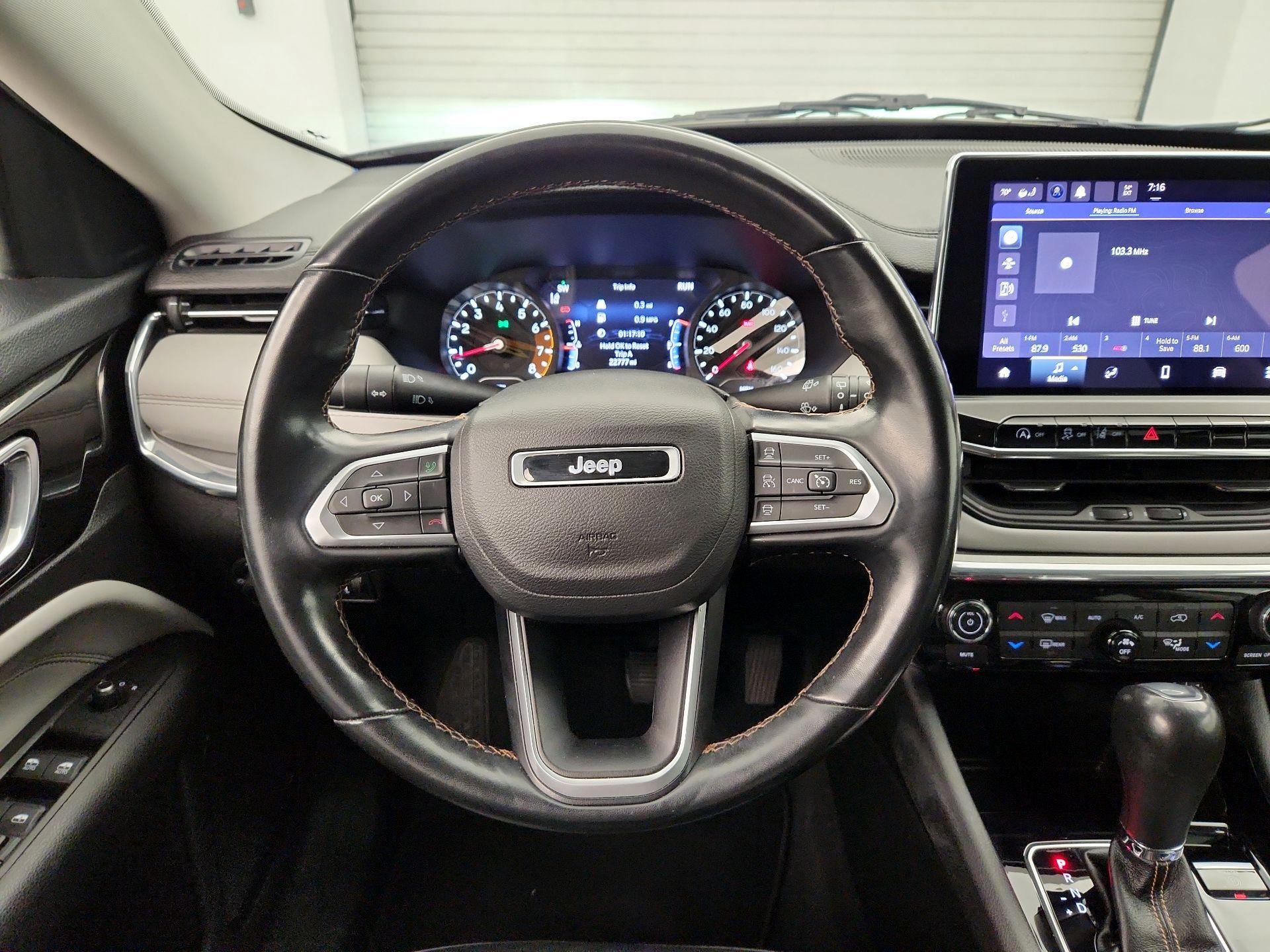 Thumbnail: 2022 Jeep Compass - 10