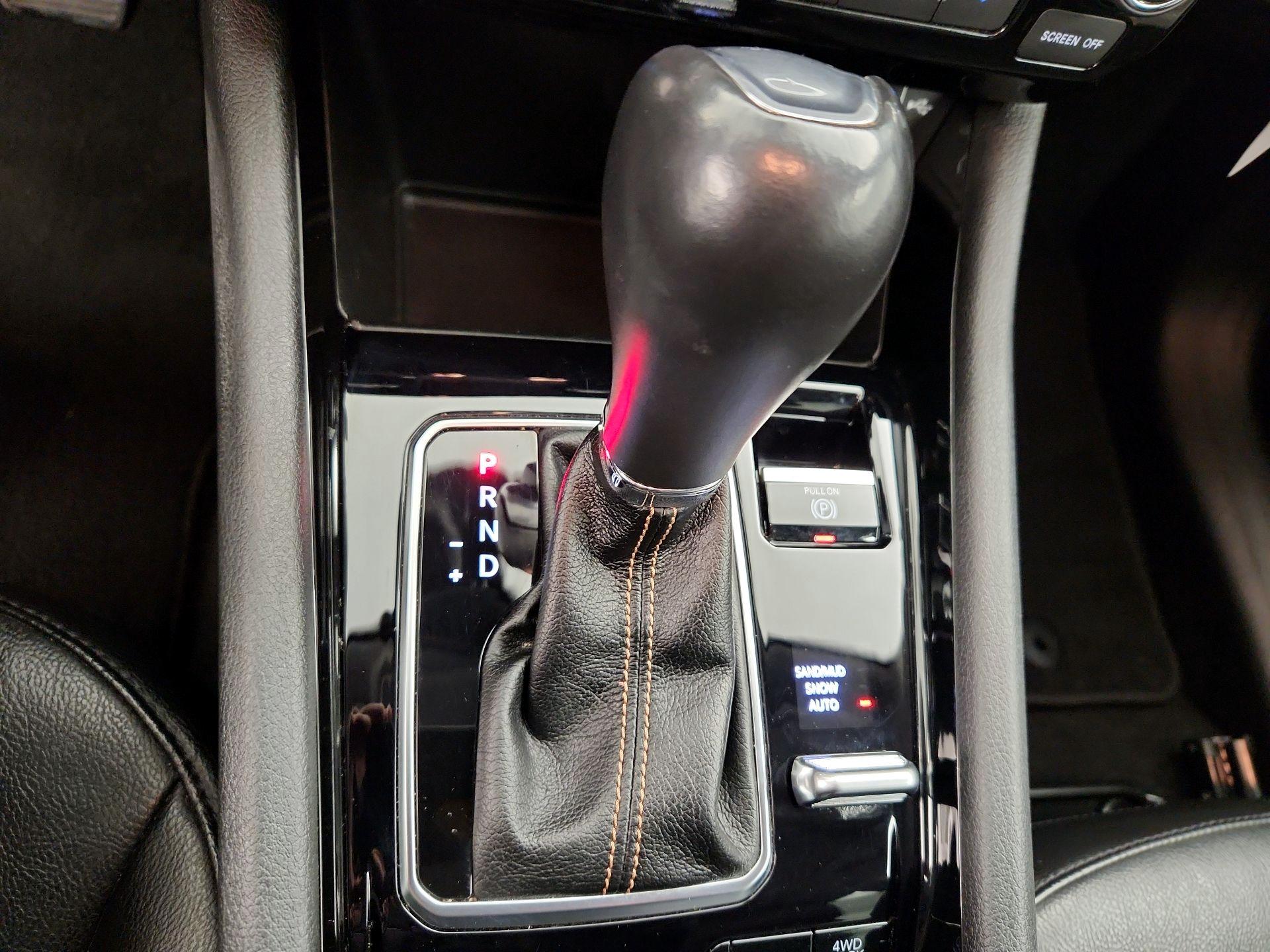 Thumbnail: 2022 Jeep Compass - 17