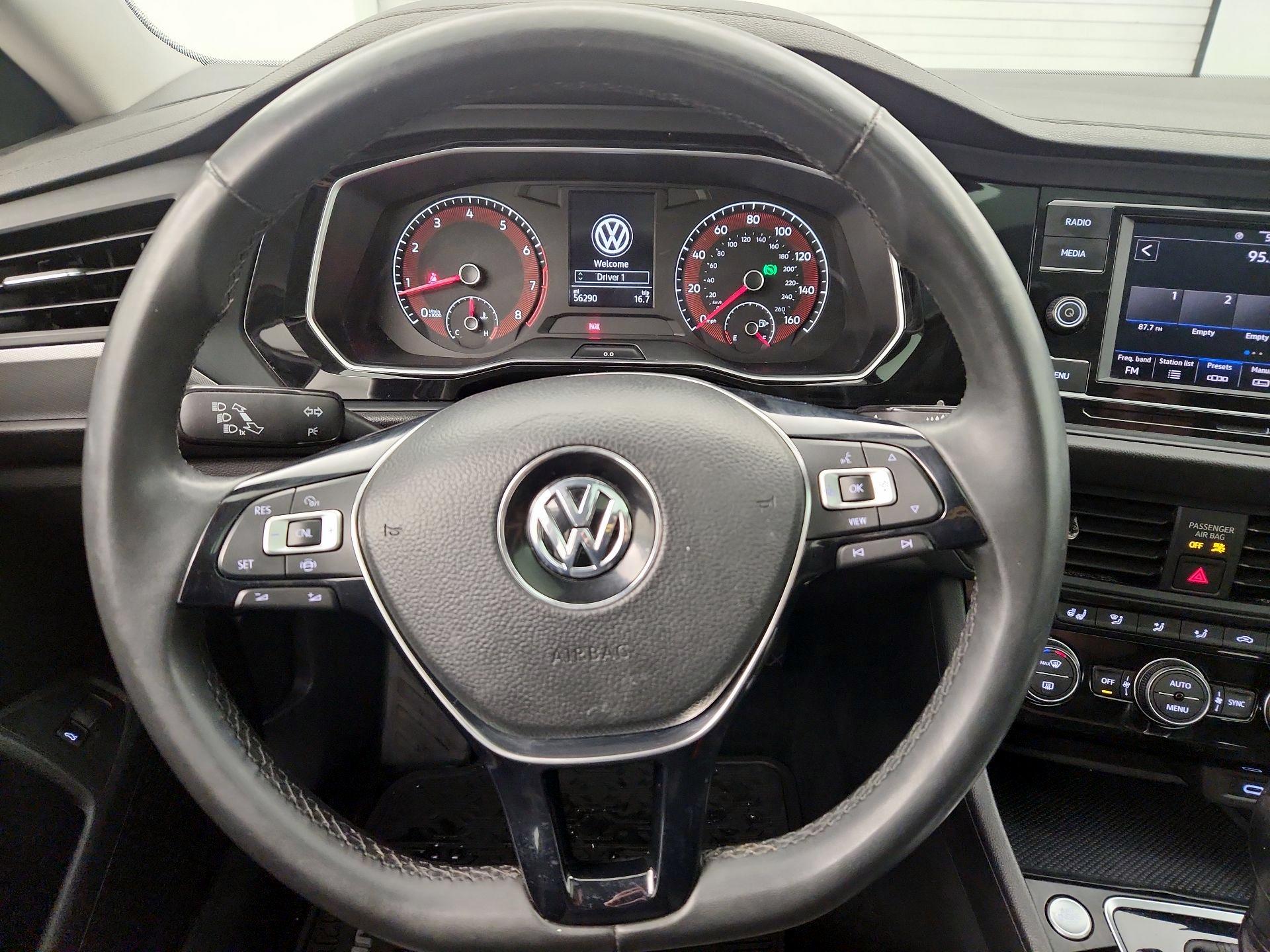 Thumbnail: 2020 Volkswagen Jetta - 10