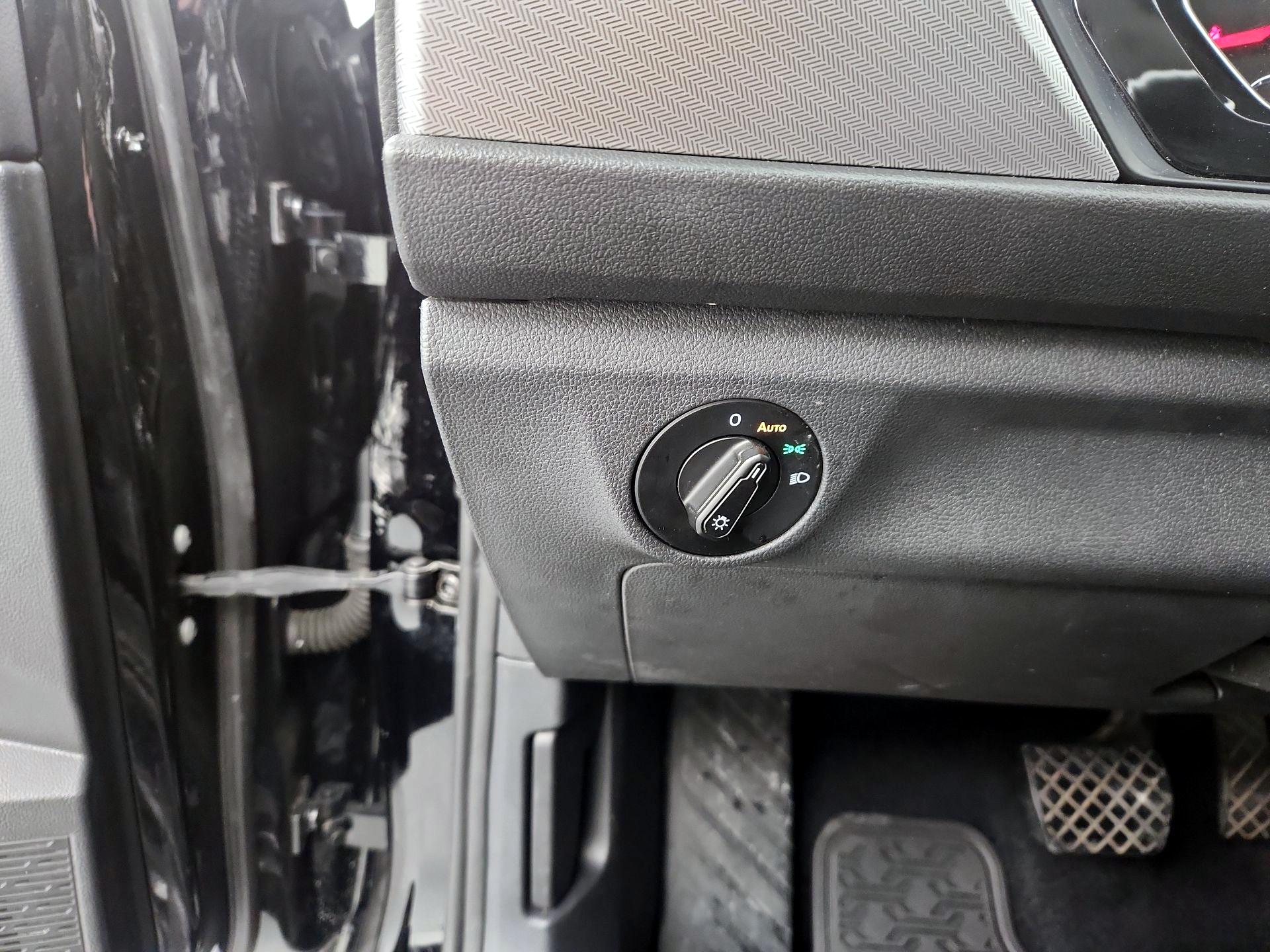 Thumbnail: 2020 Volkswagen Jetta - 13