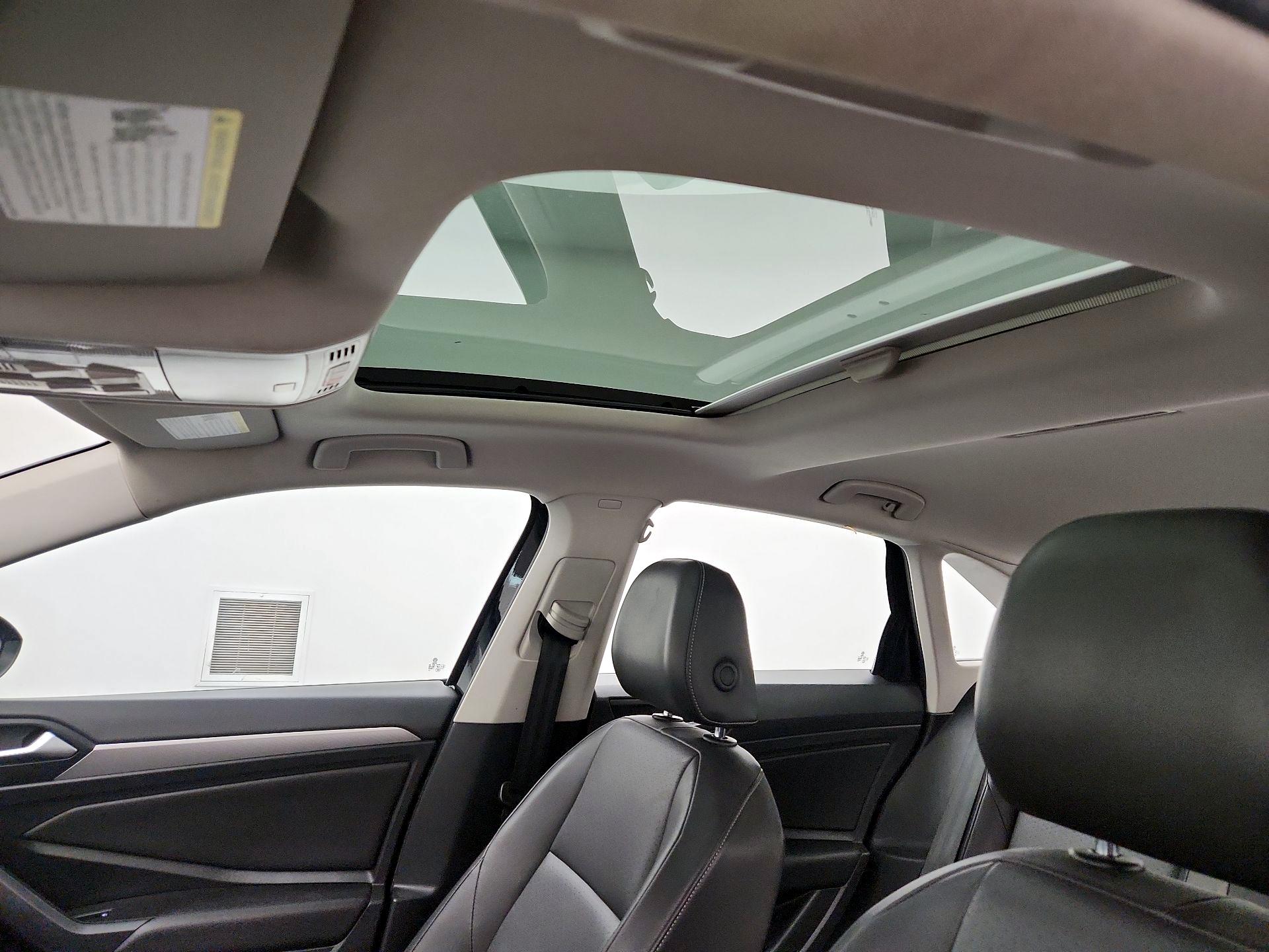 Thumbnail: 2020 Volkswagen Jetta - 19