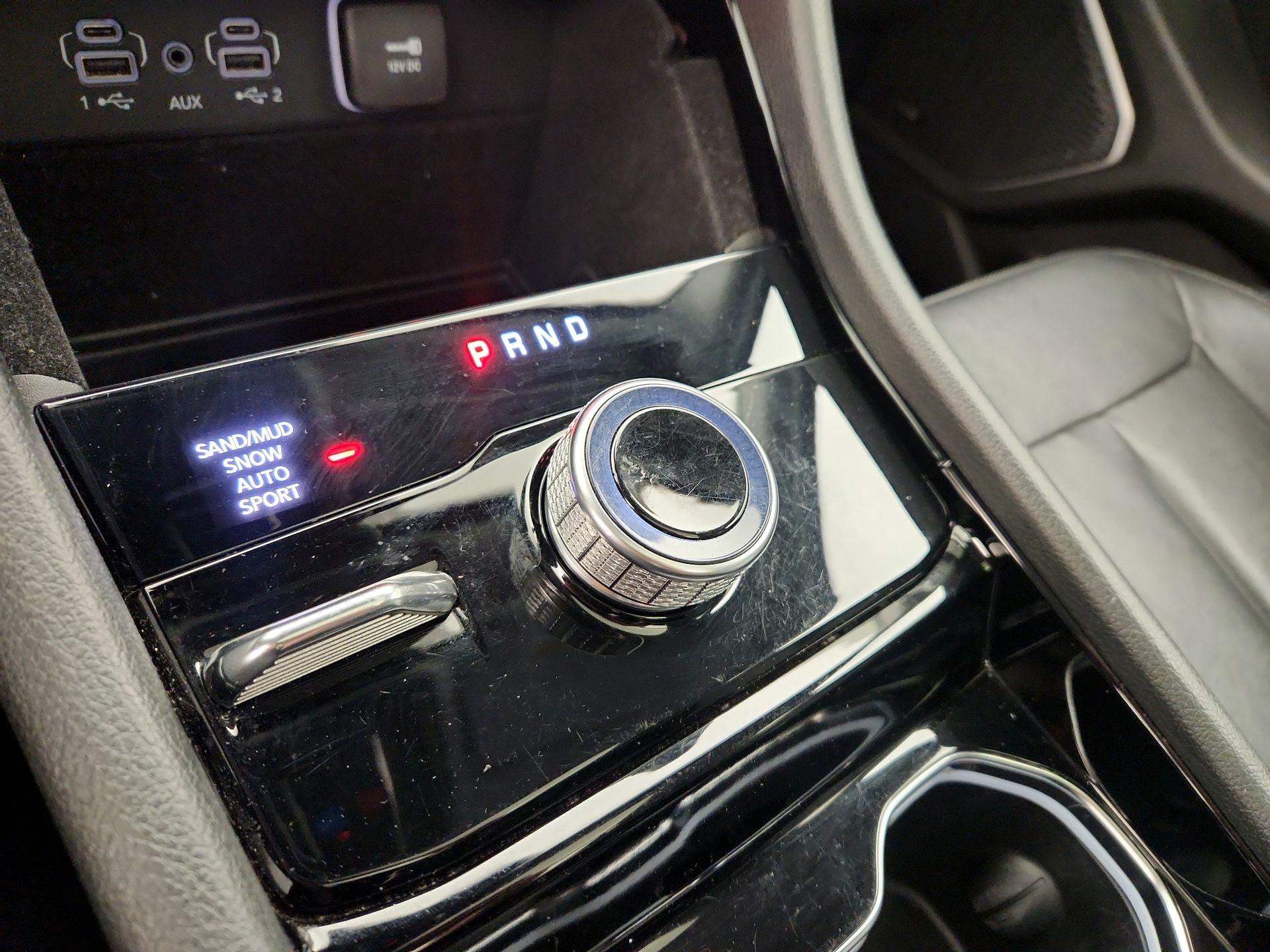 Thumbnail: 2022 Jeep Grand Cherokee - 17