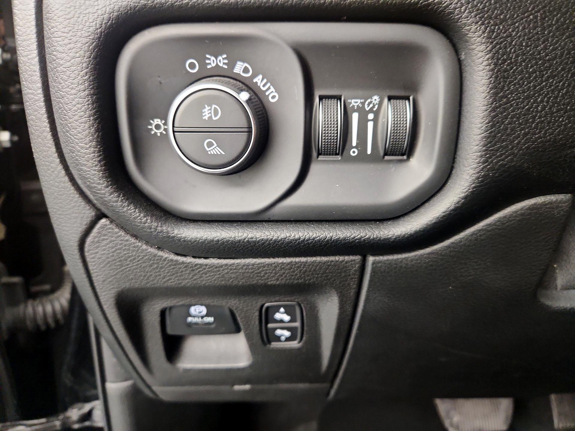 Thumbnail: 2022 RAM 1500 - 13