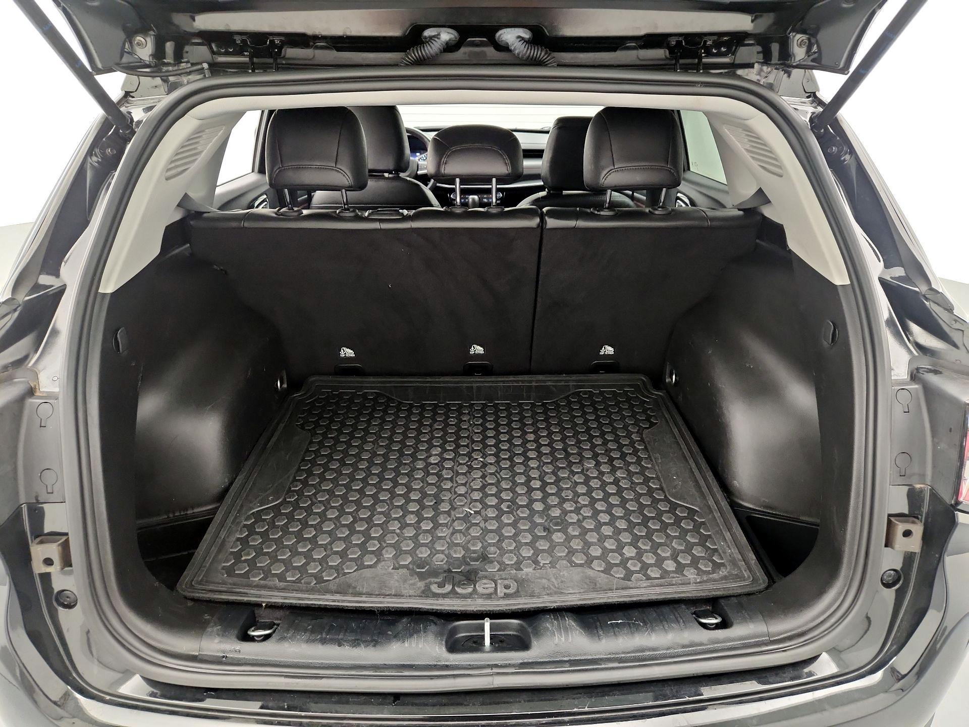 Thumbnail: 2022 Jeep Compass - 20