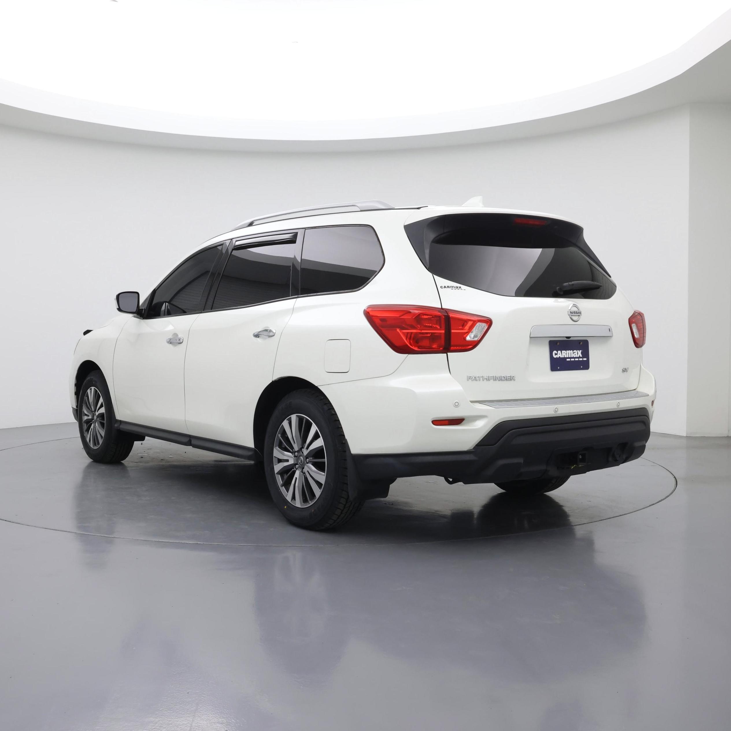 Thumbnail: 2020 Nissan Pathfinder - 2