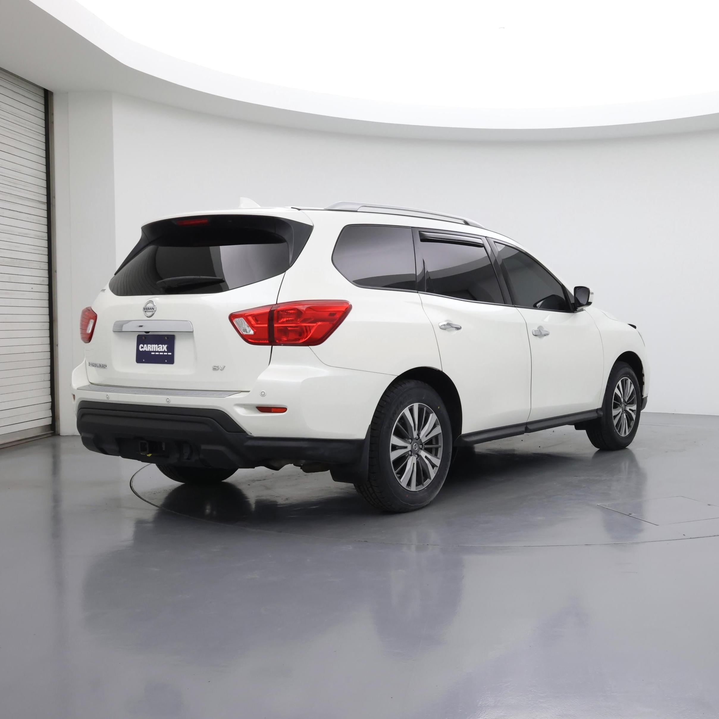 Thumbnail: 2020 Nissan Pathfinder - 8