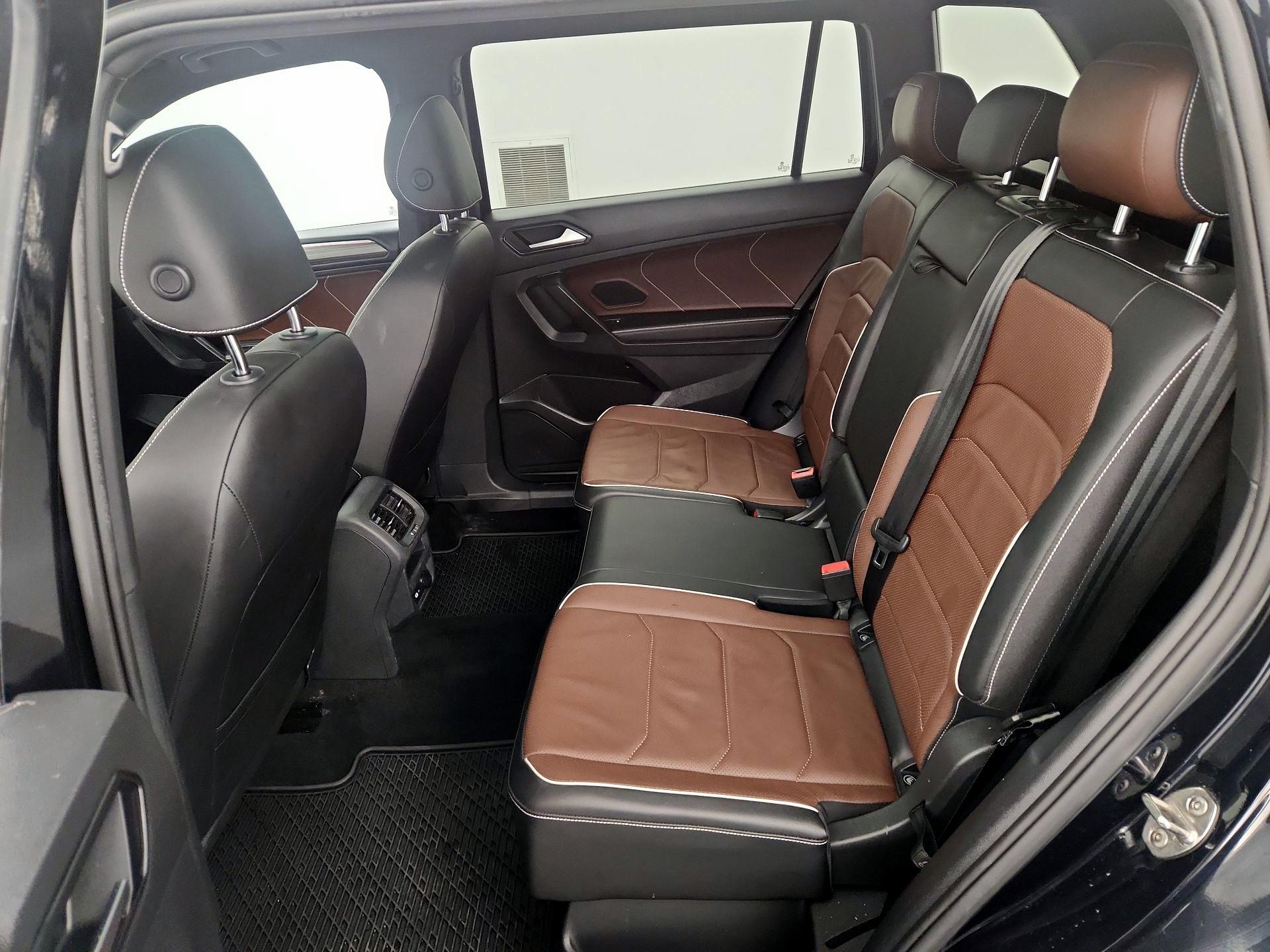 Thumbnail: 2022 Volkswagen Tiguan - 20