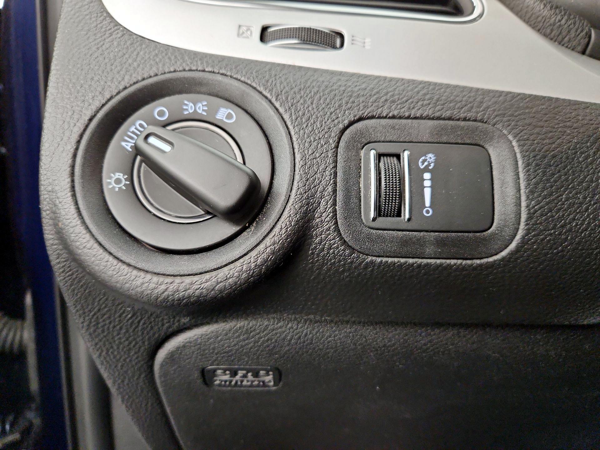 Thumbnail: 2020 Dodge Journey - 13