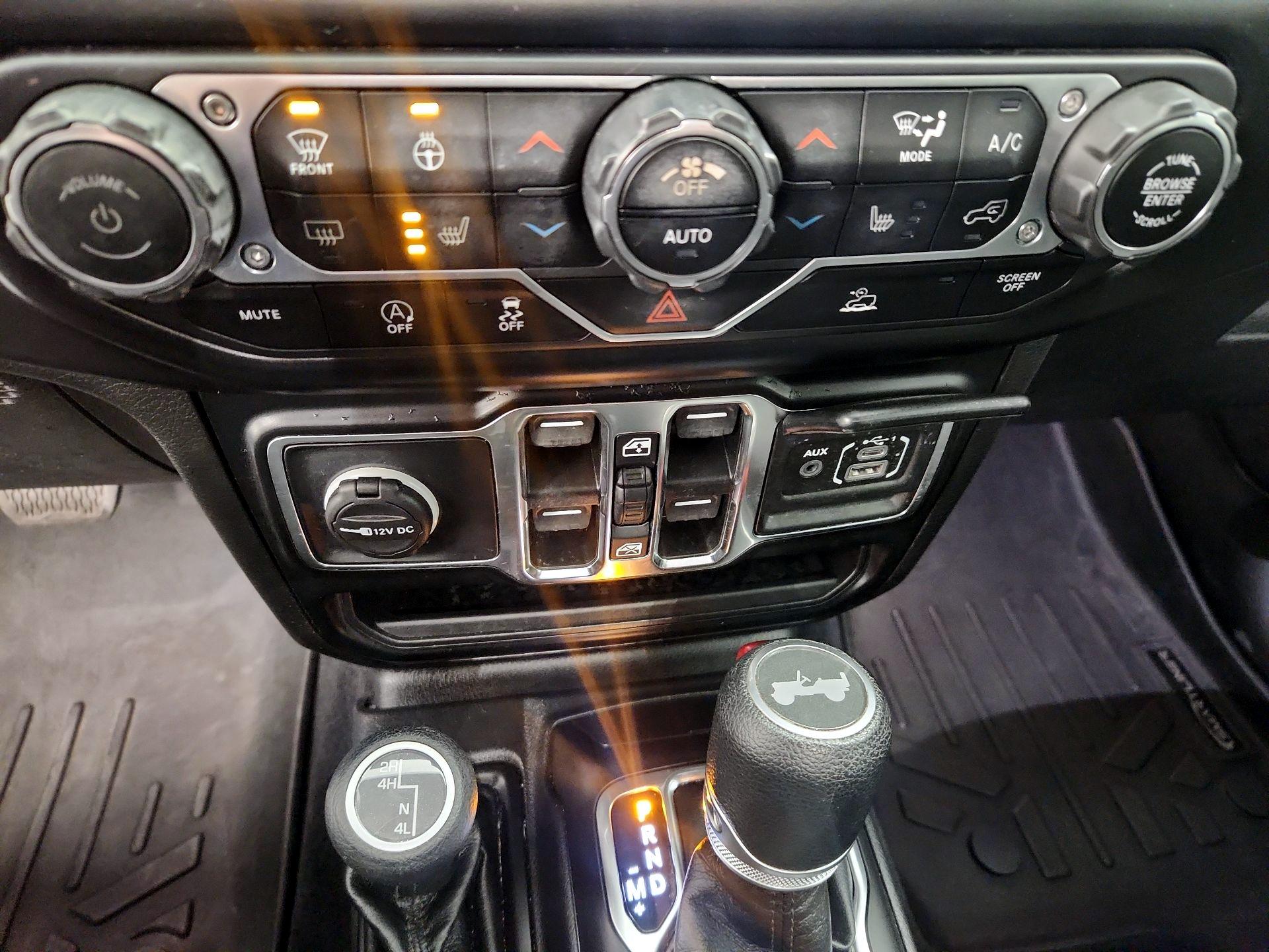 Thumbnail: 2021 Jeep Wrangler - 16