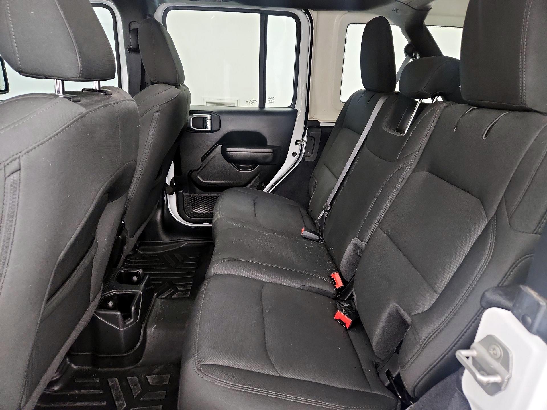 Thumbnail: 2021 Jeep Wrangler - 19