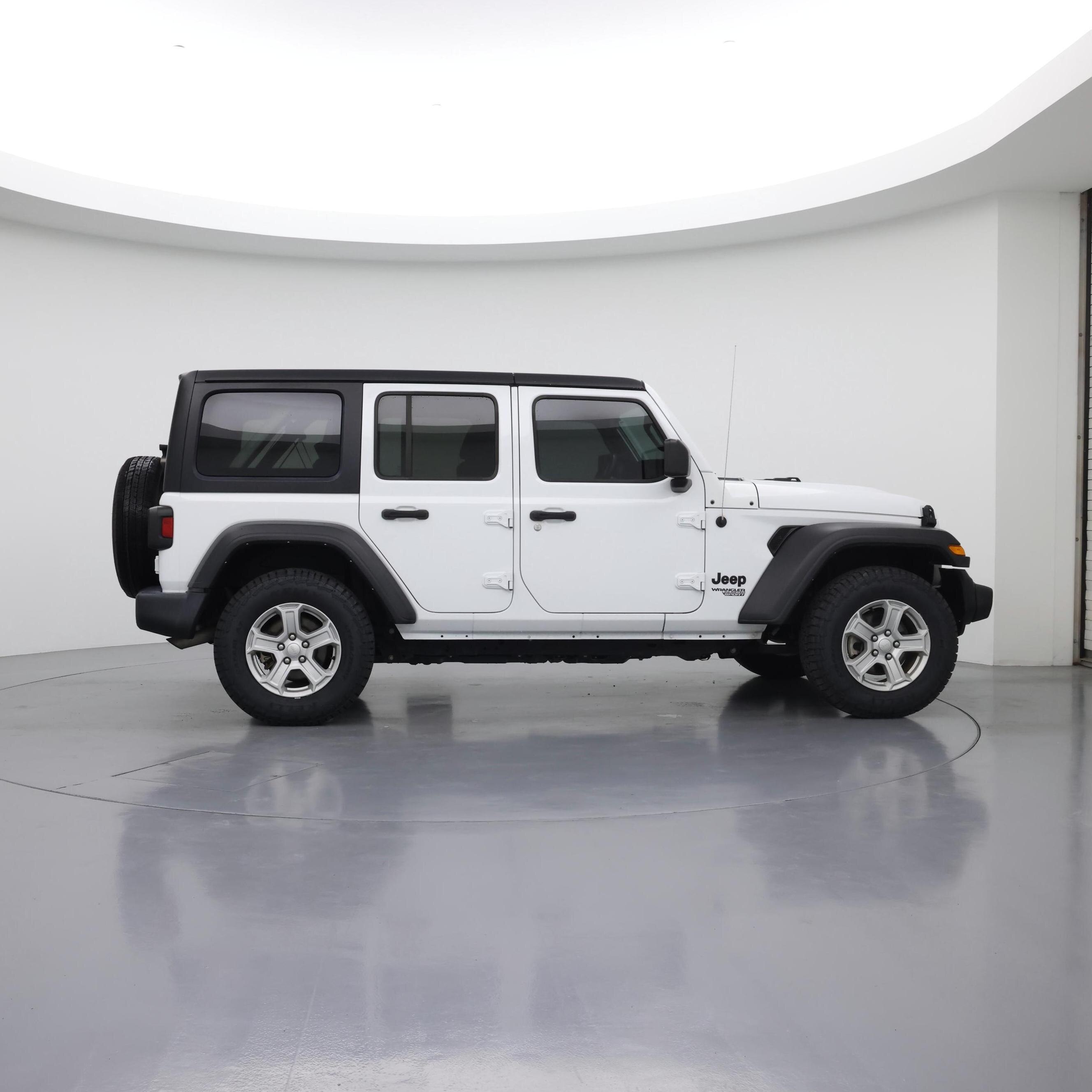 Thumbnail: 2021 Jeep Wrangler - 7