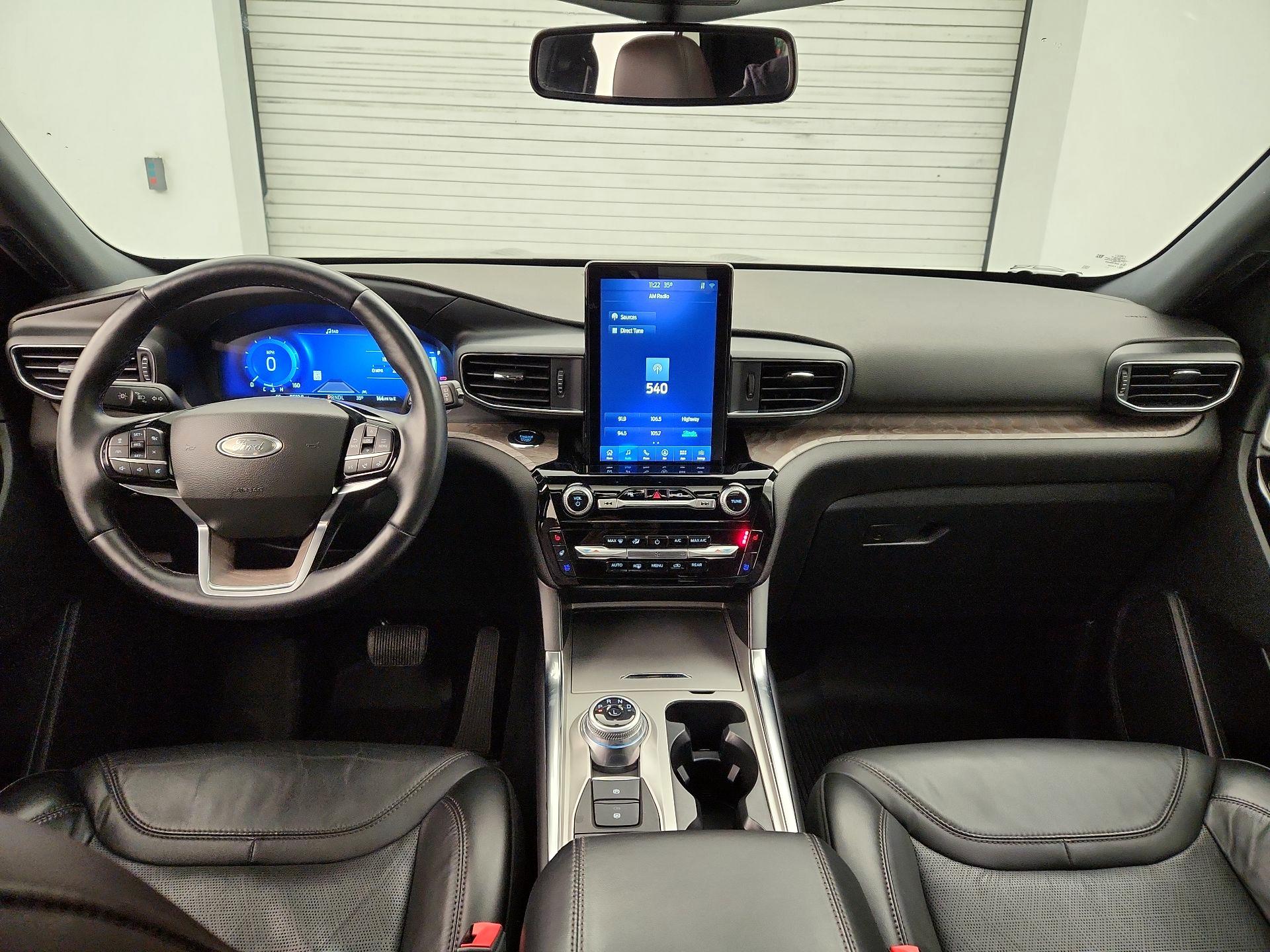 Thumbnail: 2022 Ford Explorer - 9