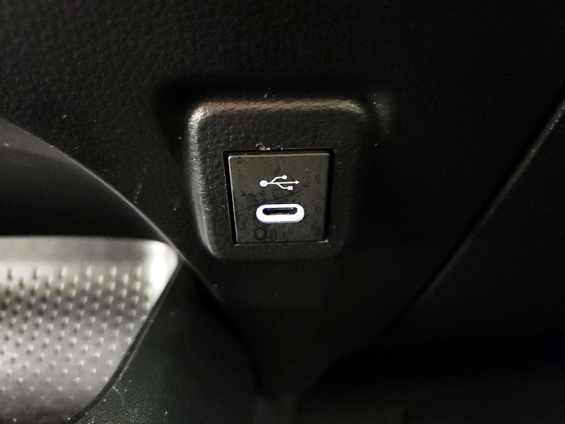 Thumbnail: 2024 Toyota Corolla - 18