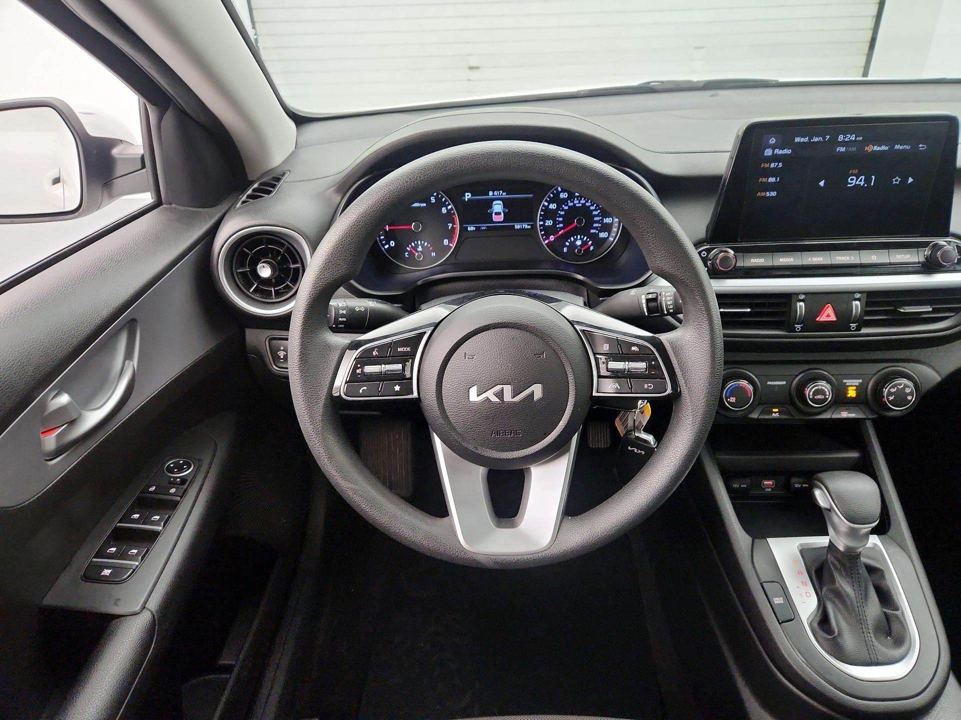 Thumbnail: 2023 Kia Forte - 10