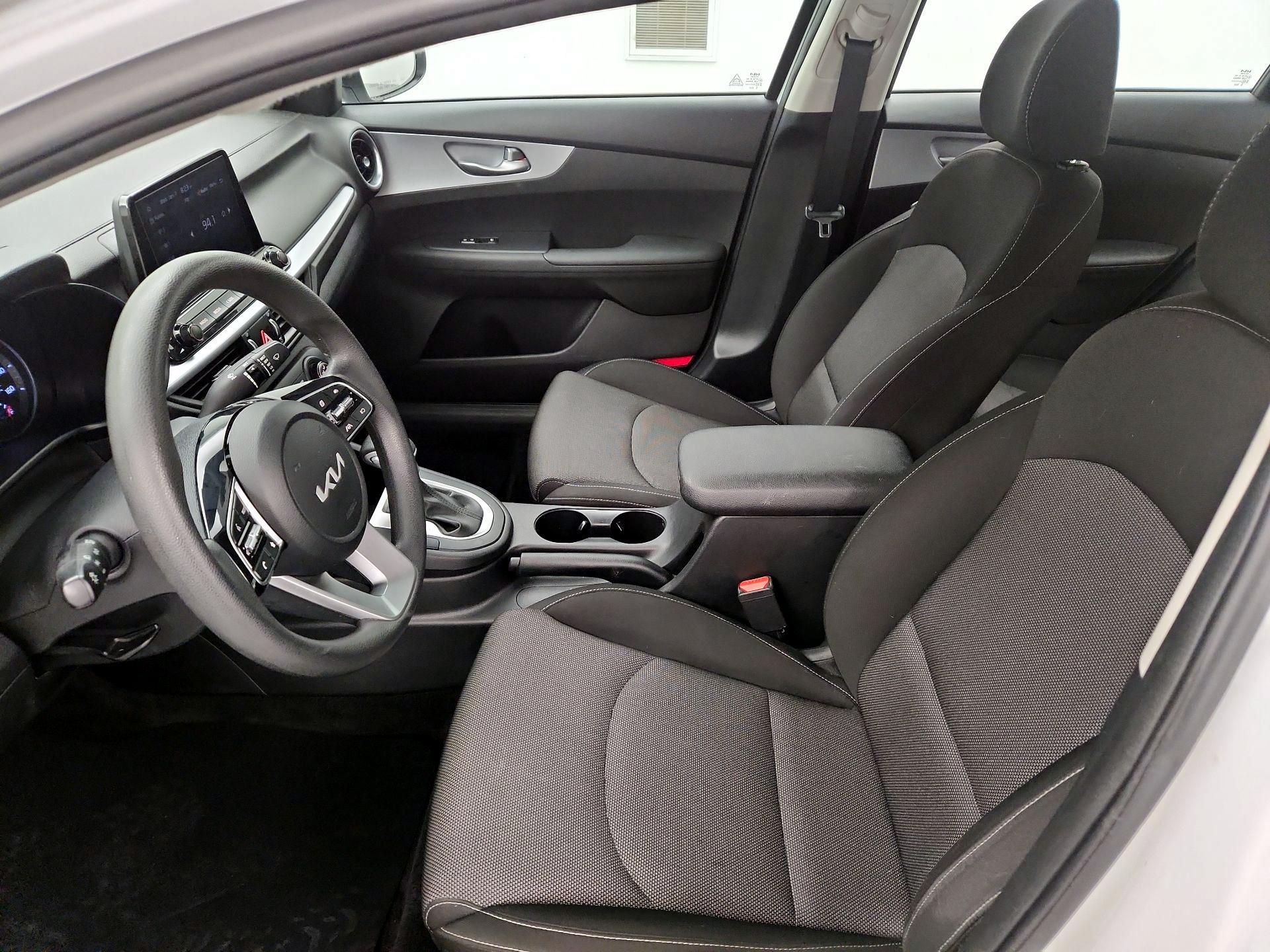 Thumbnail: 2023 Kia Forte - 11