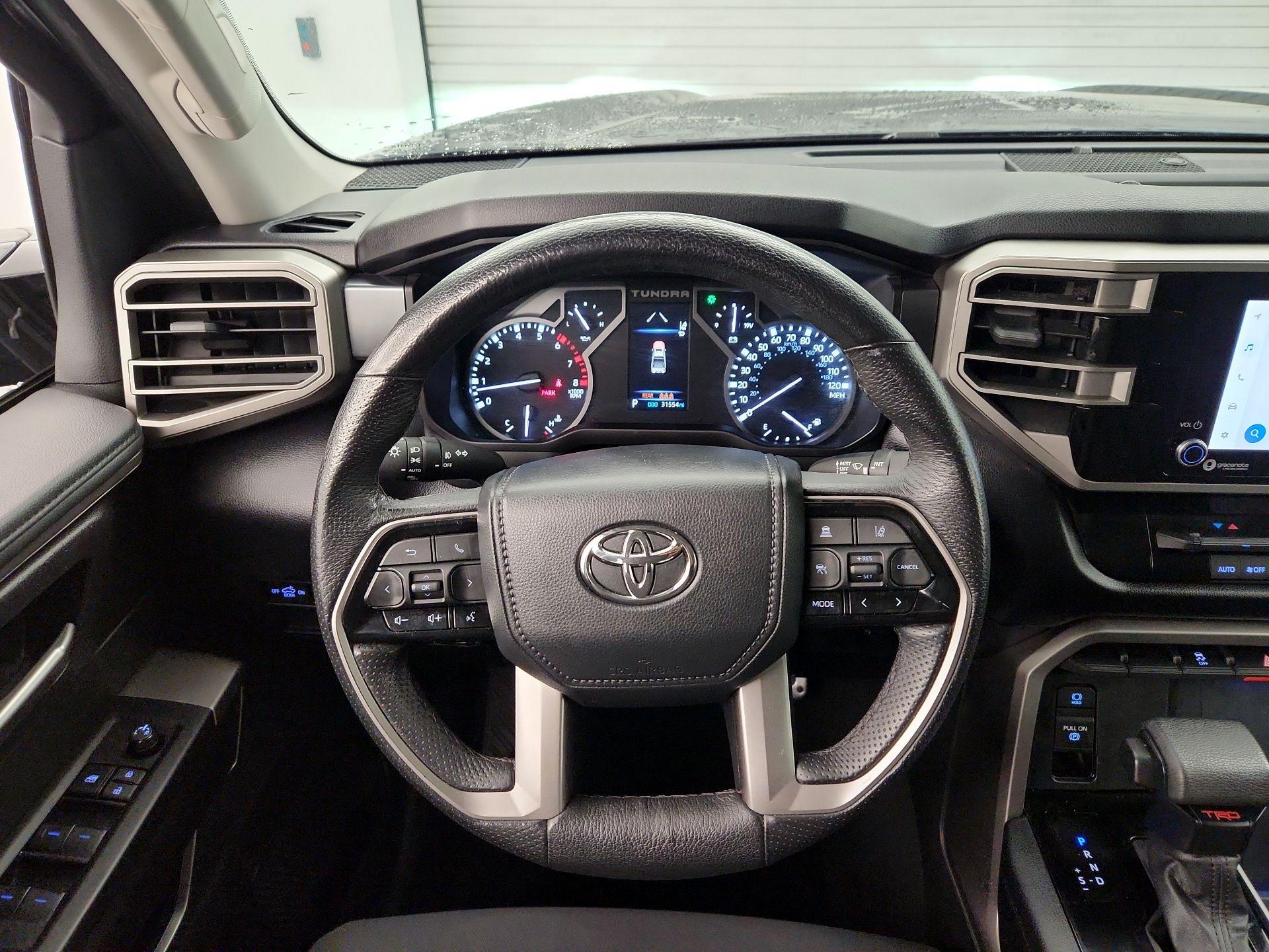 Thumbnail: 2022 Toyota Tundra - 10