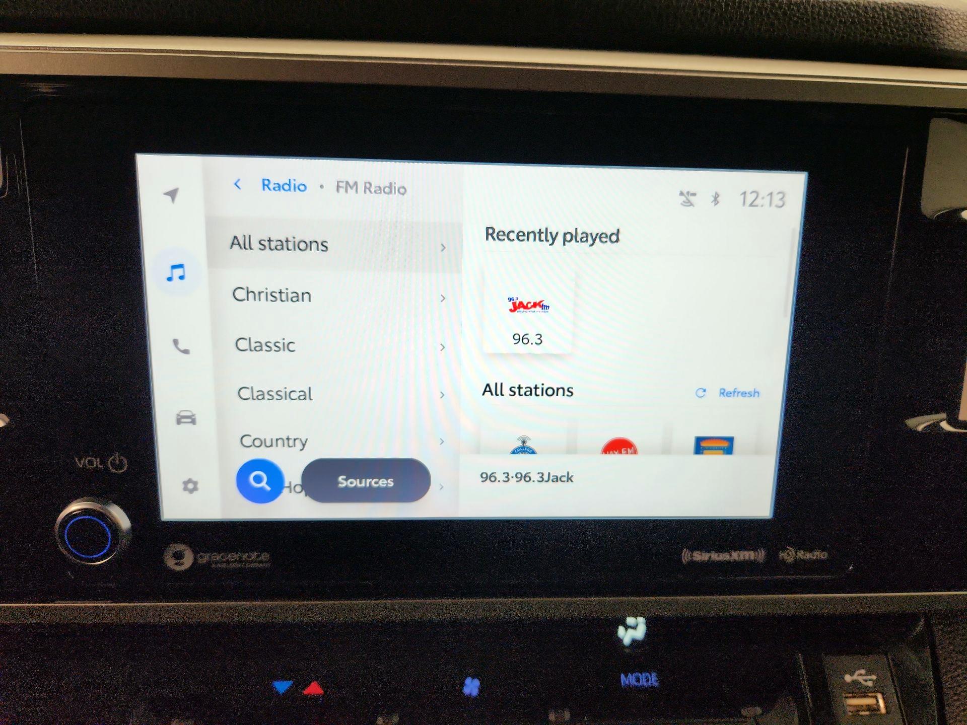 Thumbnail: 2022 Toyota Tundra - 15