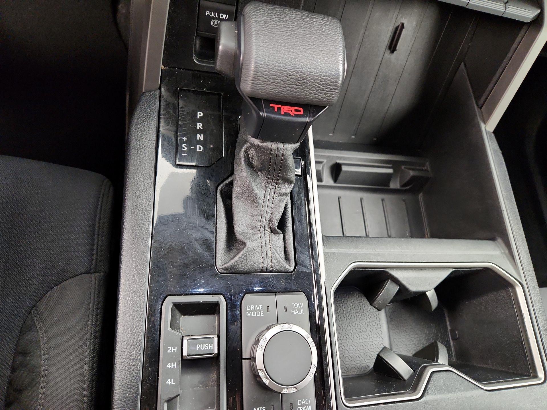 Thumbnail: 2022 Toyota Tundra - 17