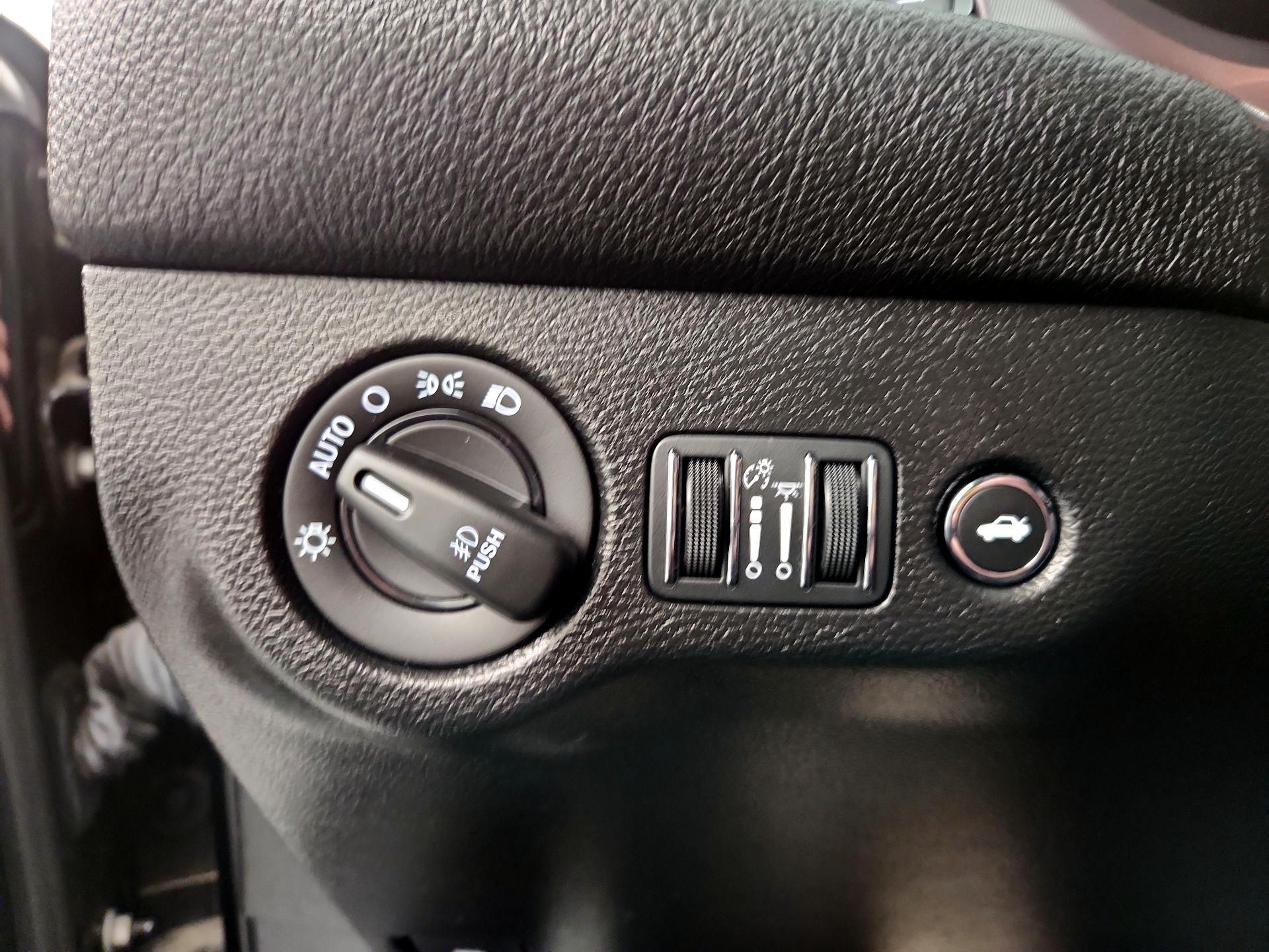 Thumbnail: 2022 Dodge Challenger - 13