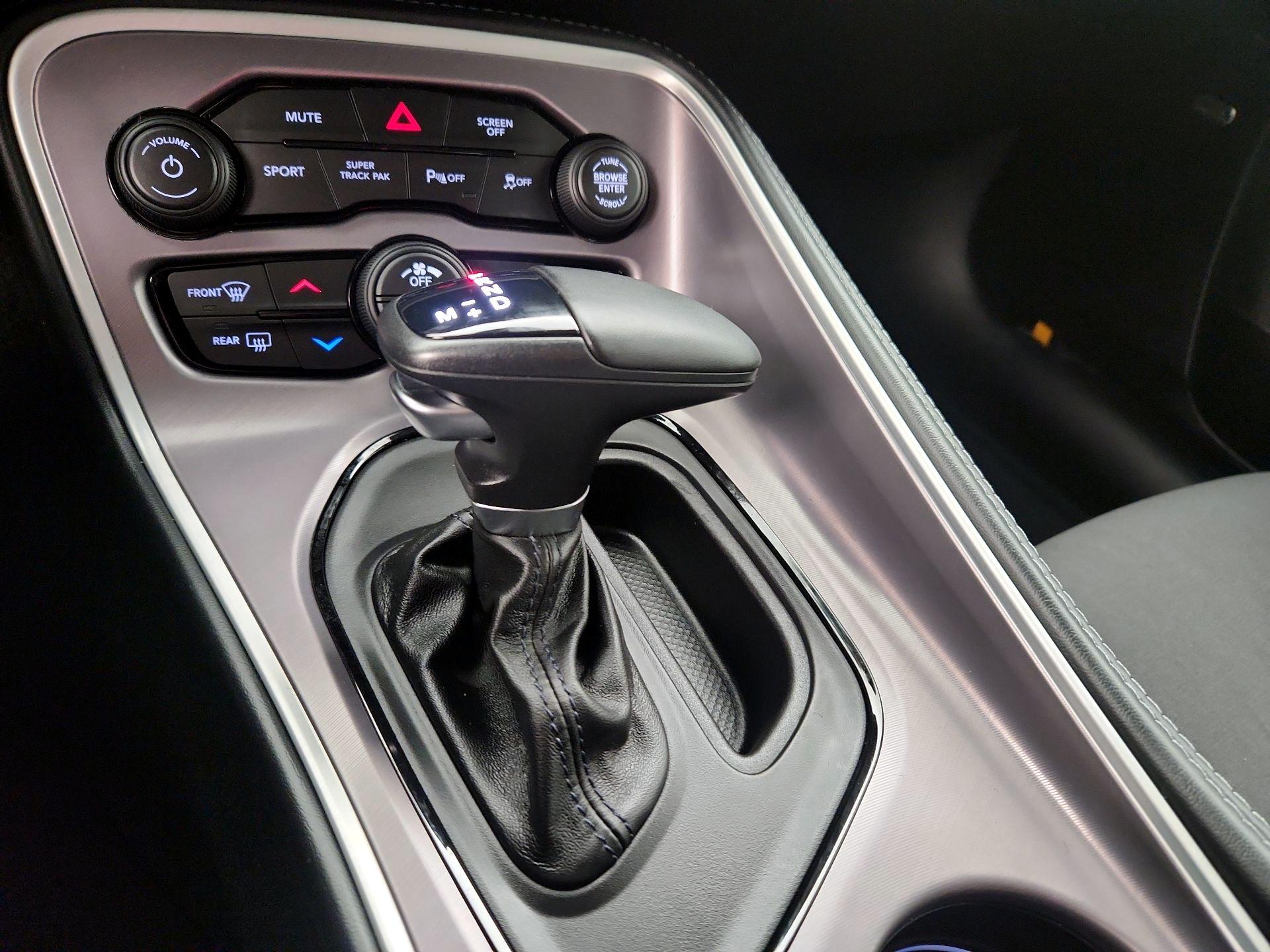 Thumbnail: 2022 Dodge Challenger - 17