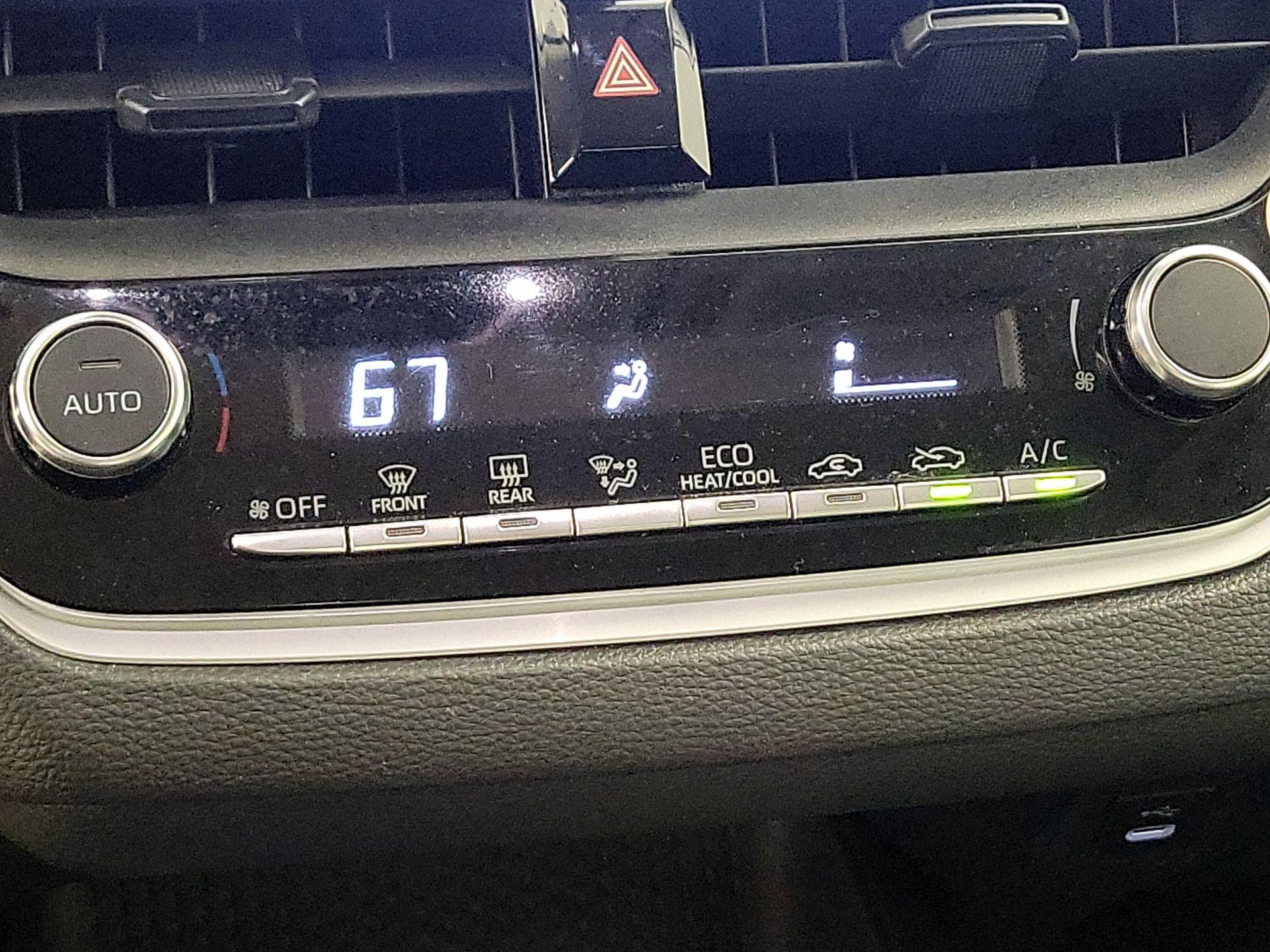 Thumbnail: 2023 Toyota Corolla - 16