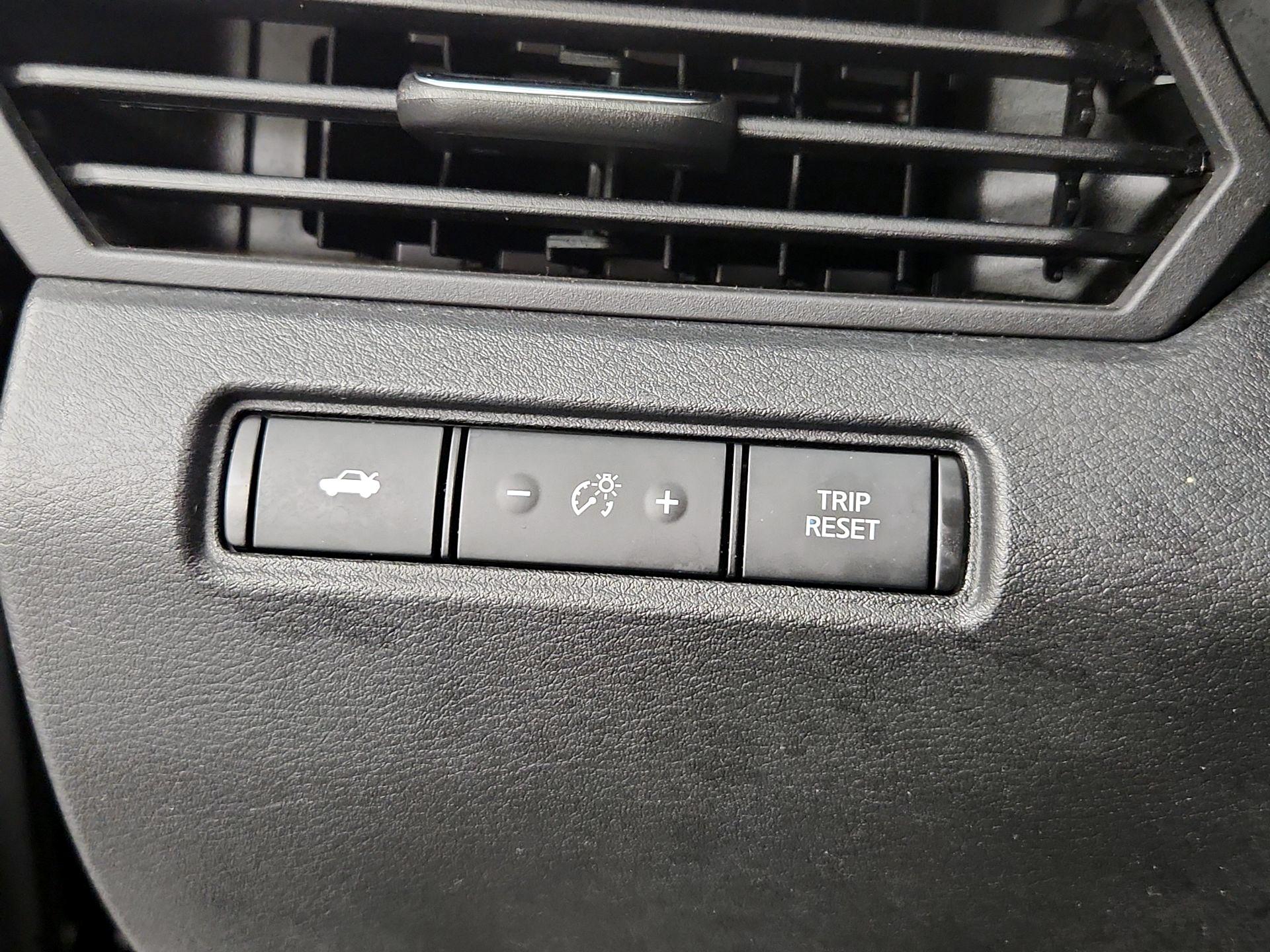 Thumbnail: 2021 Nissan Altima - 13