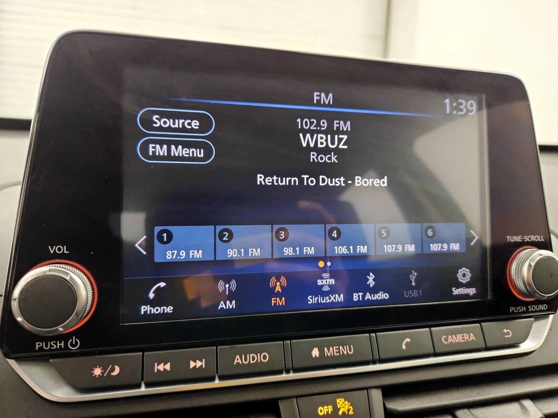 Thumbnail: 2021 Nissan Altima - 15