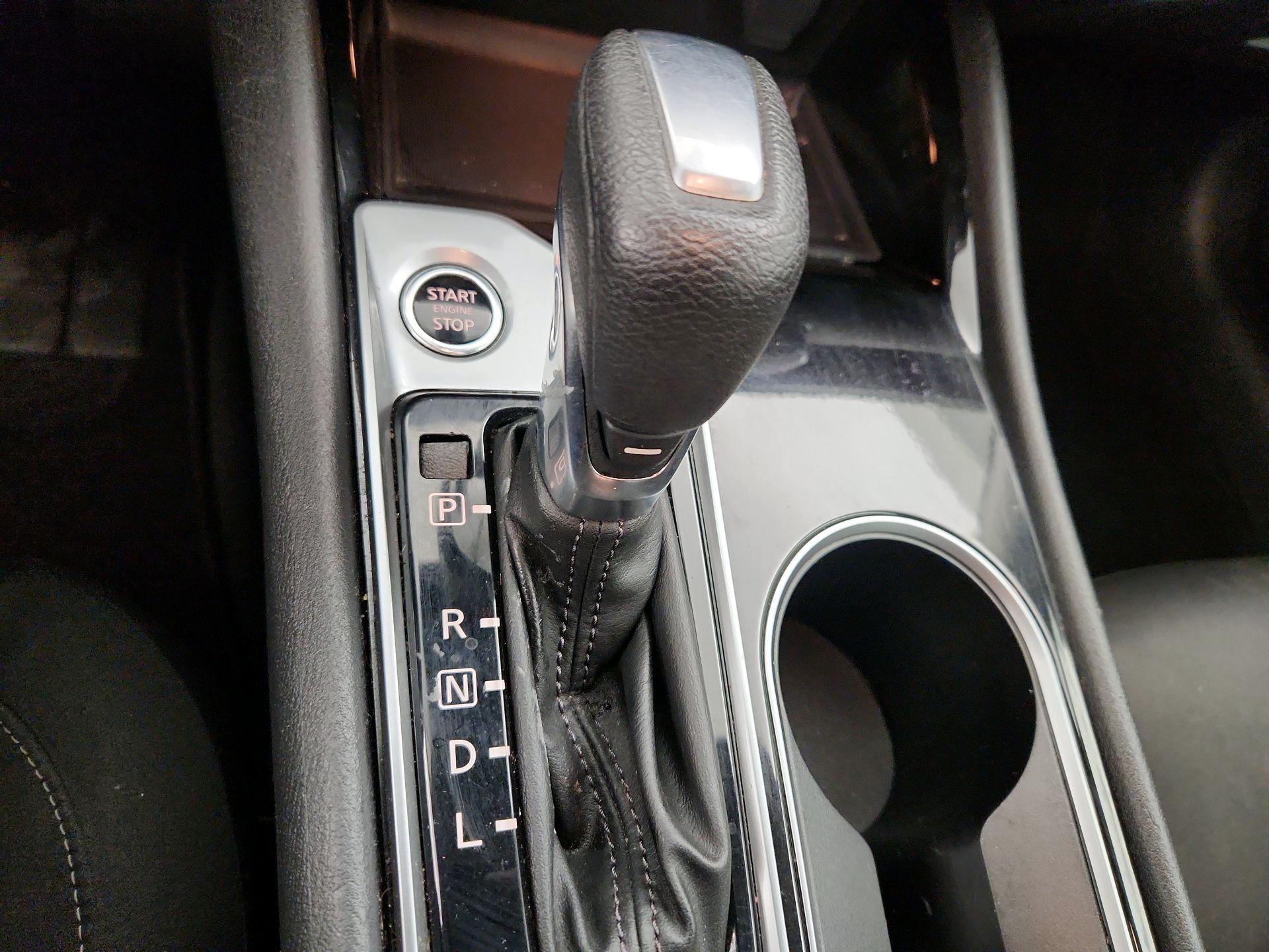 Thumbnail: 2021 Nissan Altima - 17