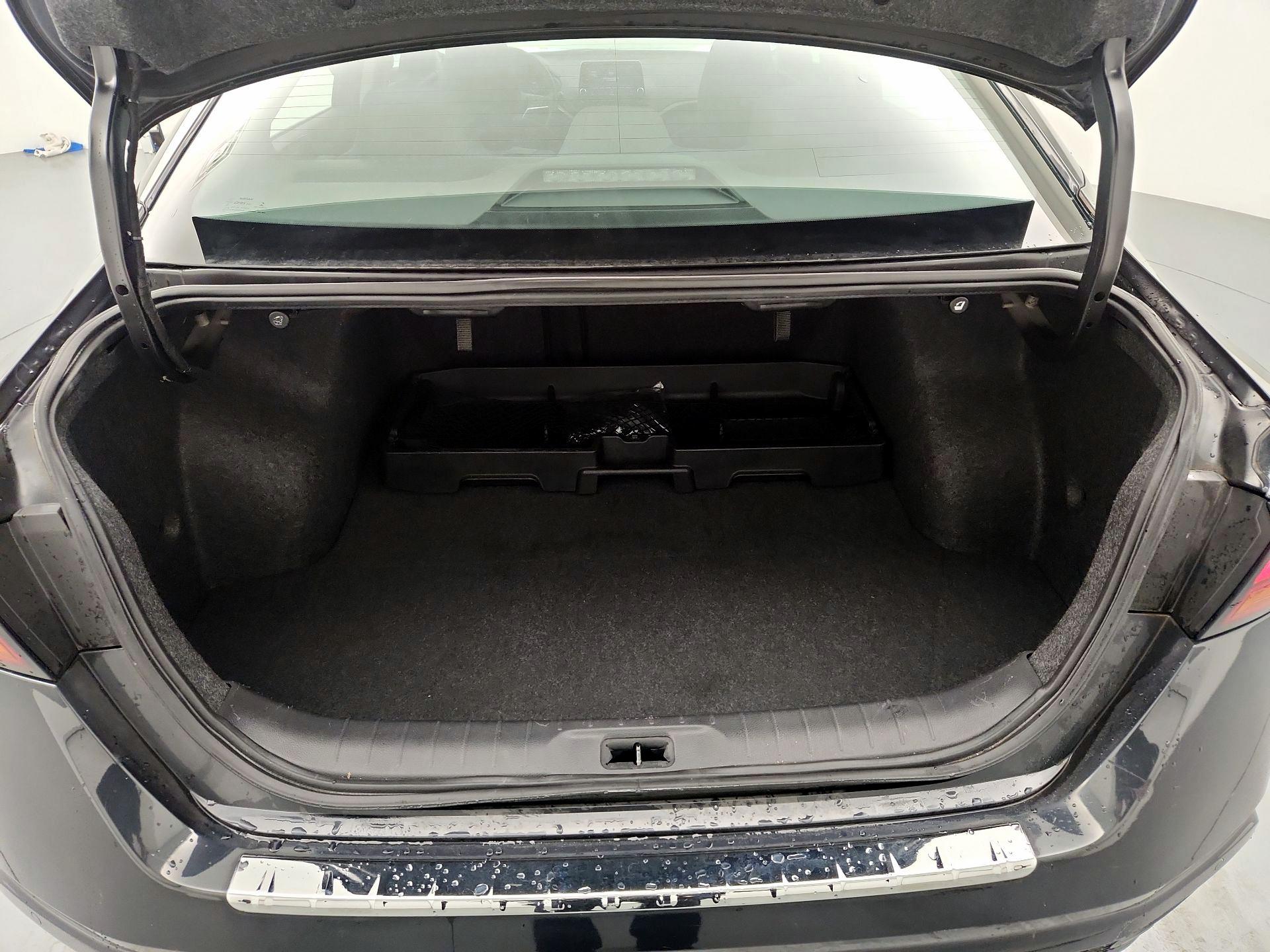 Thumbnail: 2021 Nissan Altima - 20