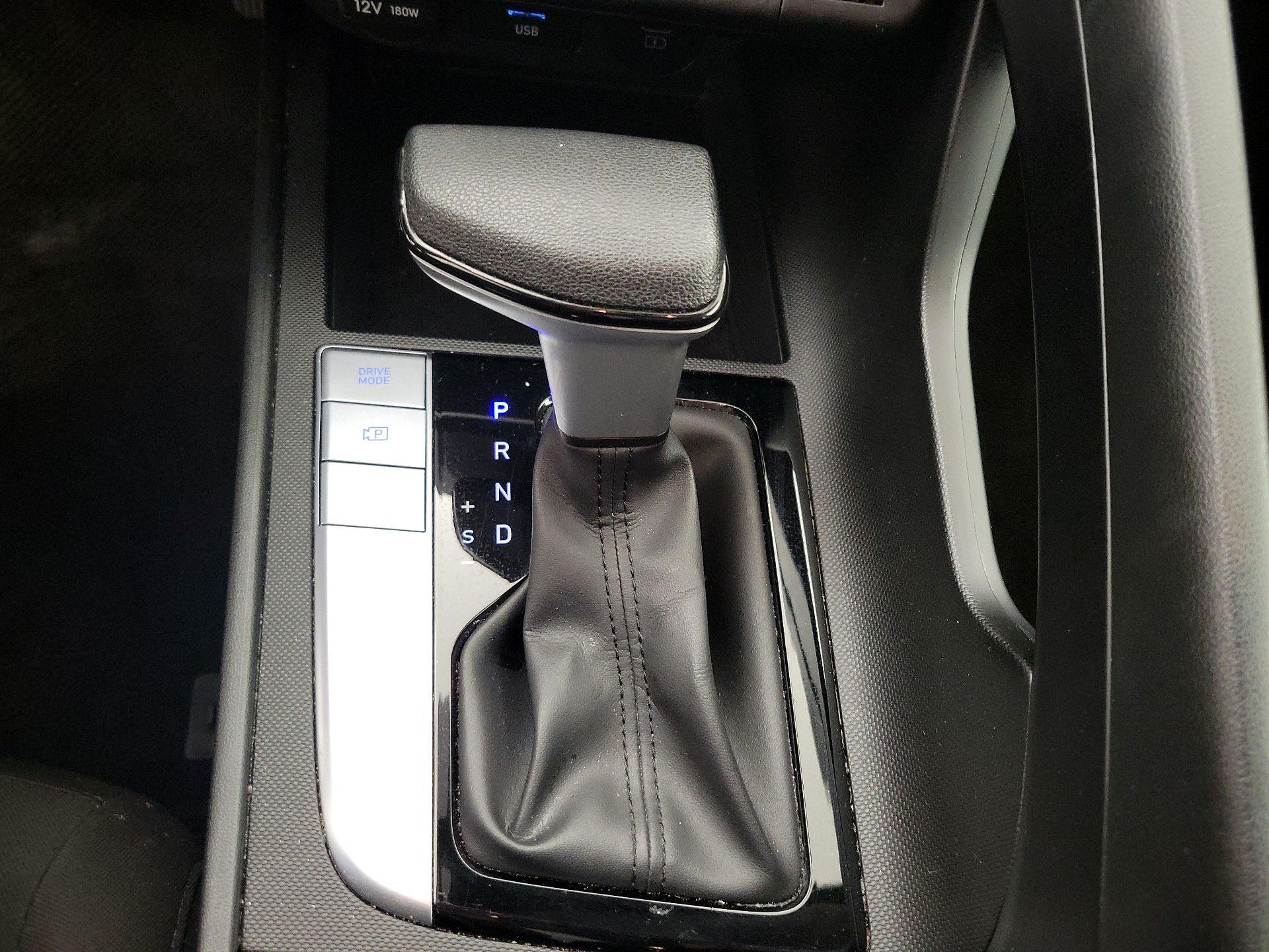 Thumbnail: 2024 Hyundai Elantra - 18