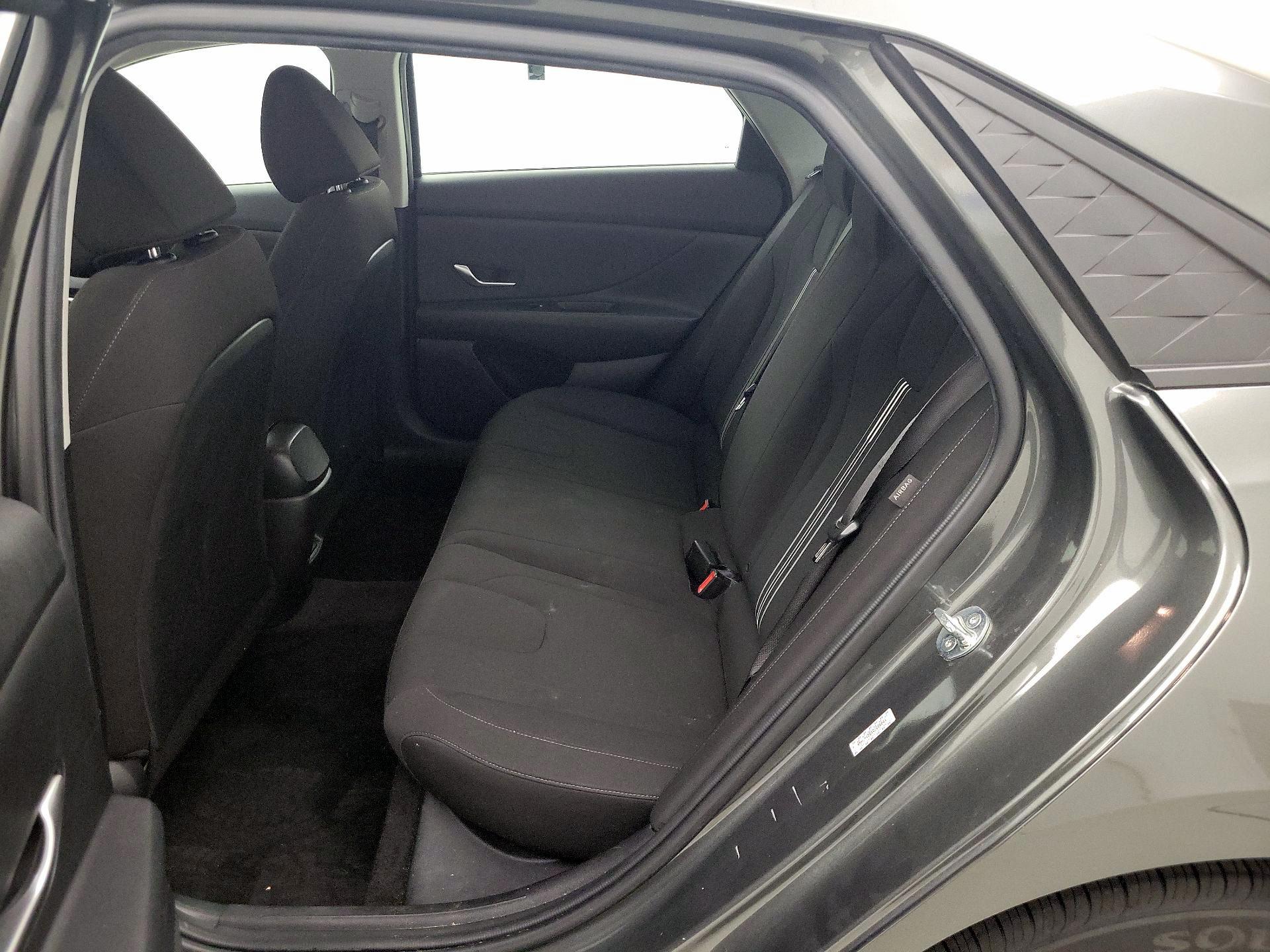 Thumbnail: 2024 Hyundai Elantra - 20