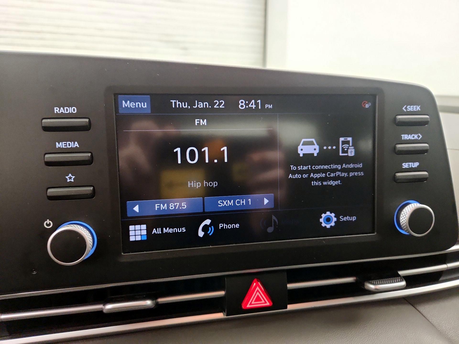 Thumbnail: 2023 Hyundai Elantra - 15