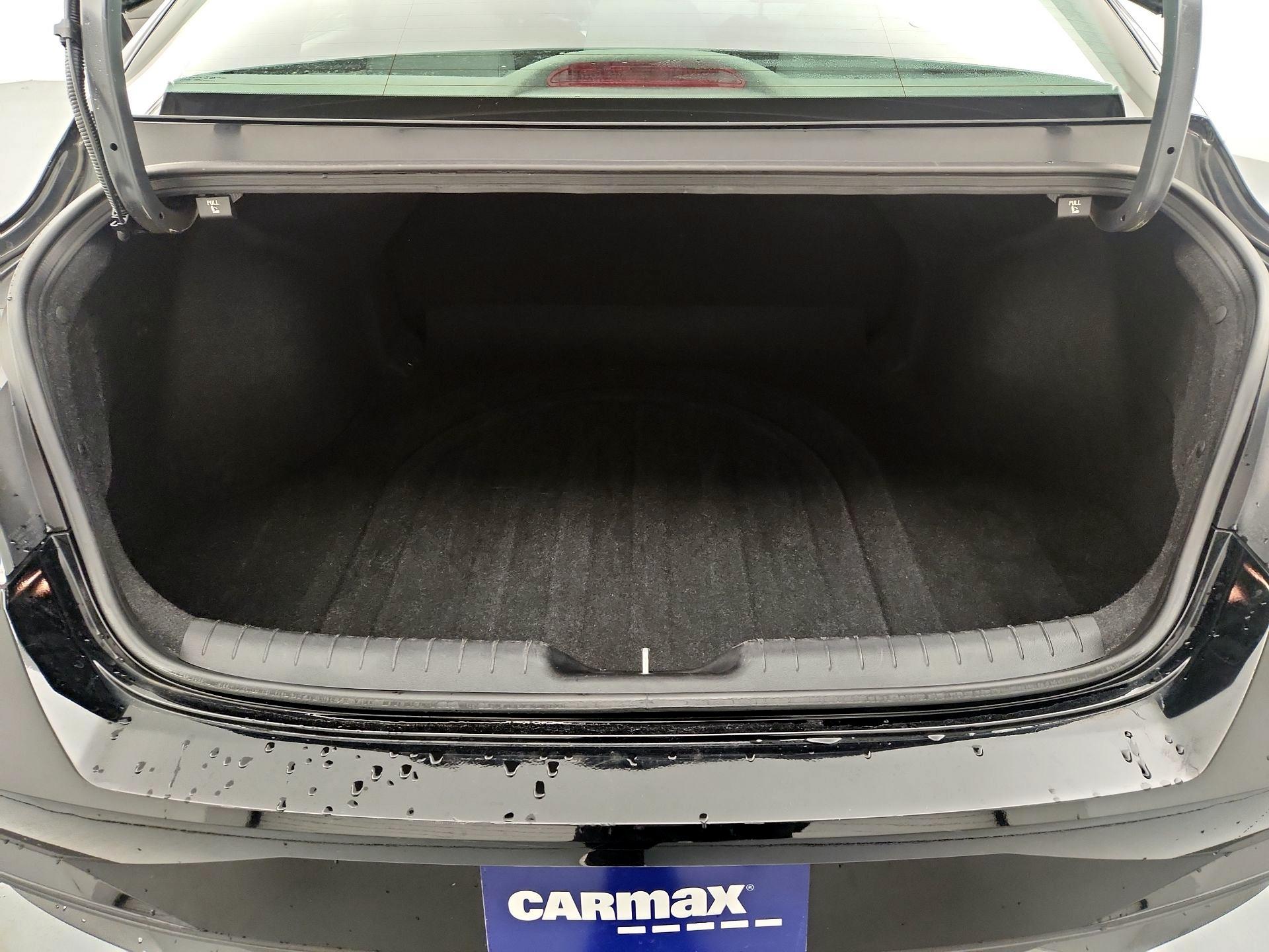 Thumbnail: 2023 Hyundai Elantra - 20