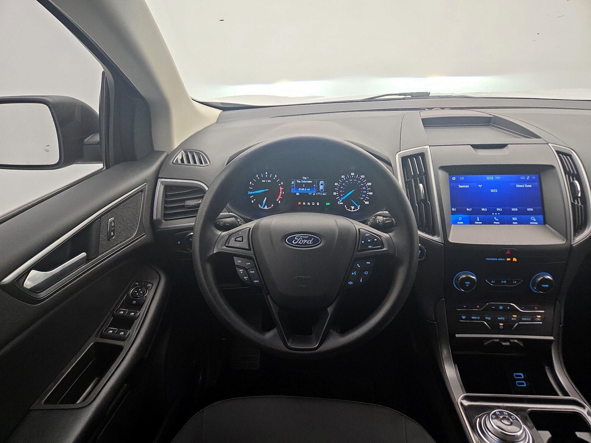 Thumbnail: 2020 Ford Edge - 10