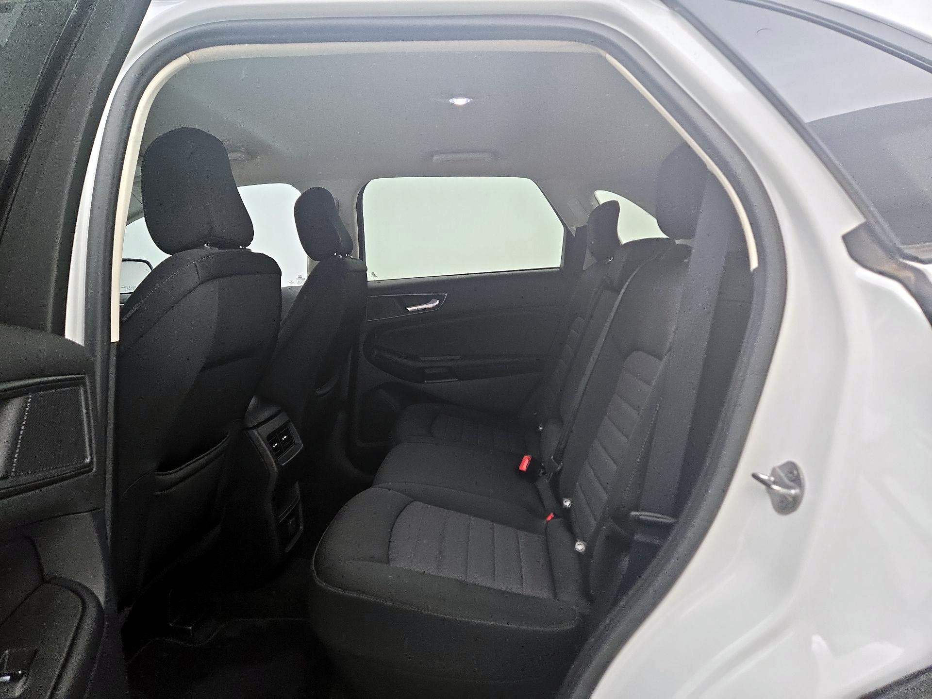 Thumbnail: 2020 Ford Edge - 19