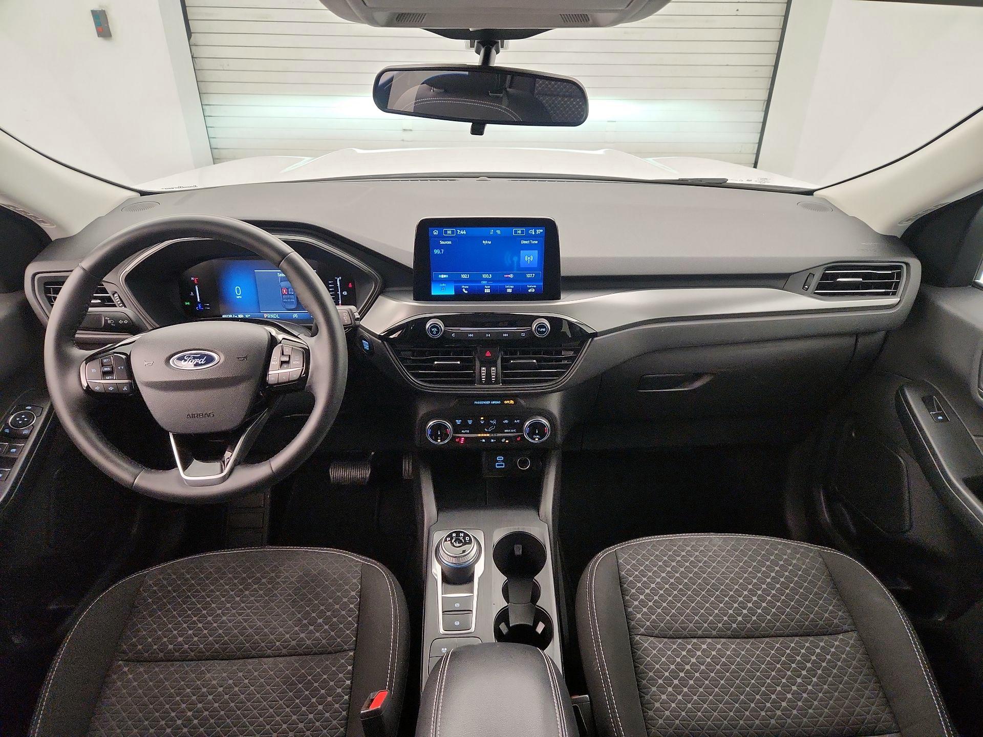 Thumbnail: 2023 Ford Escape - 9