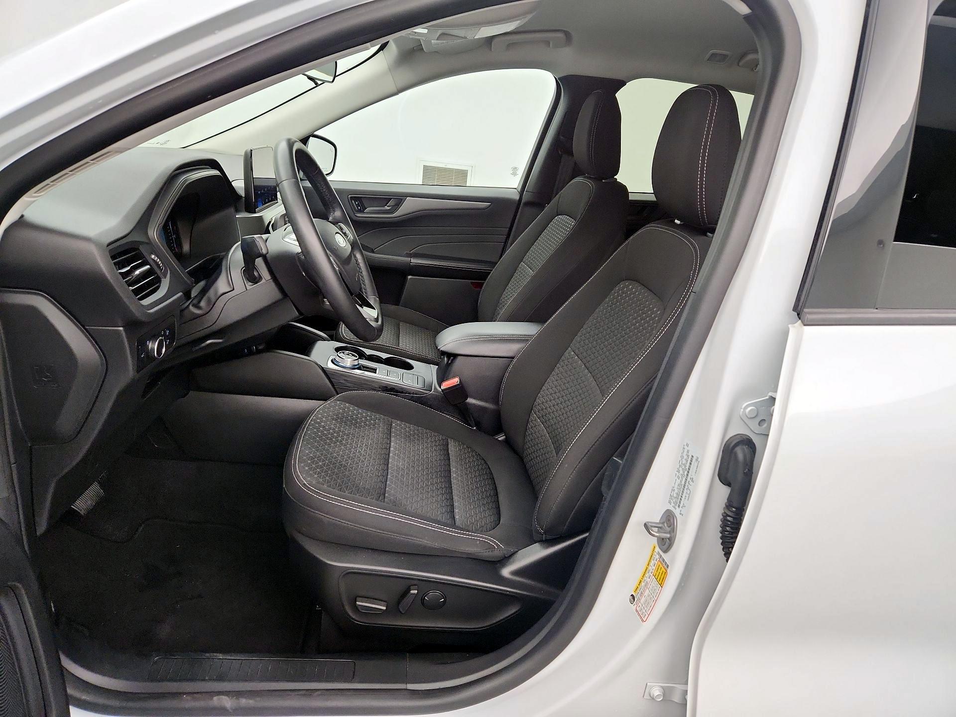 Thumbnail: 2023 Ford Escape - 11