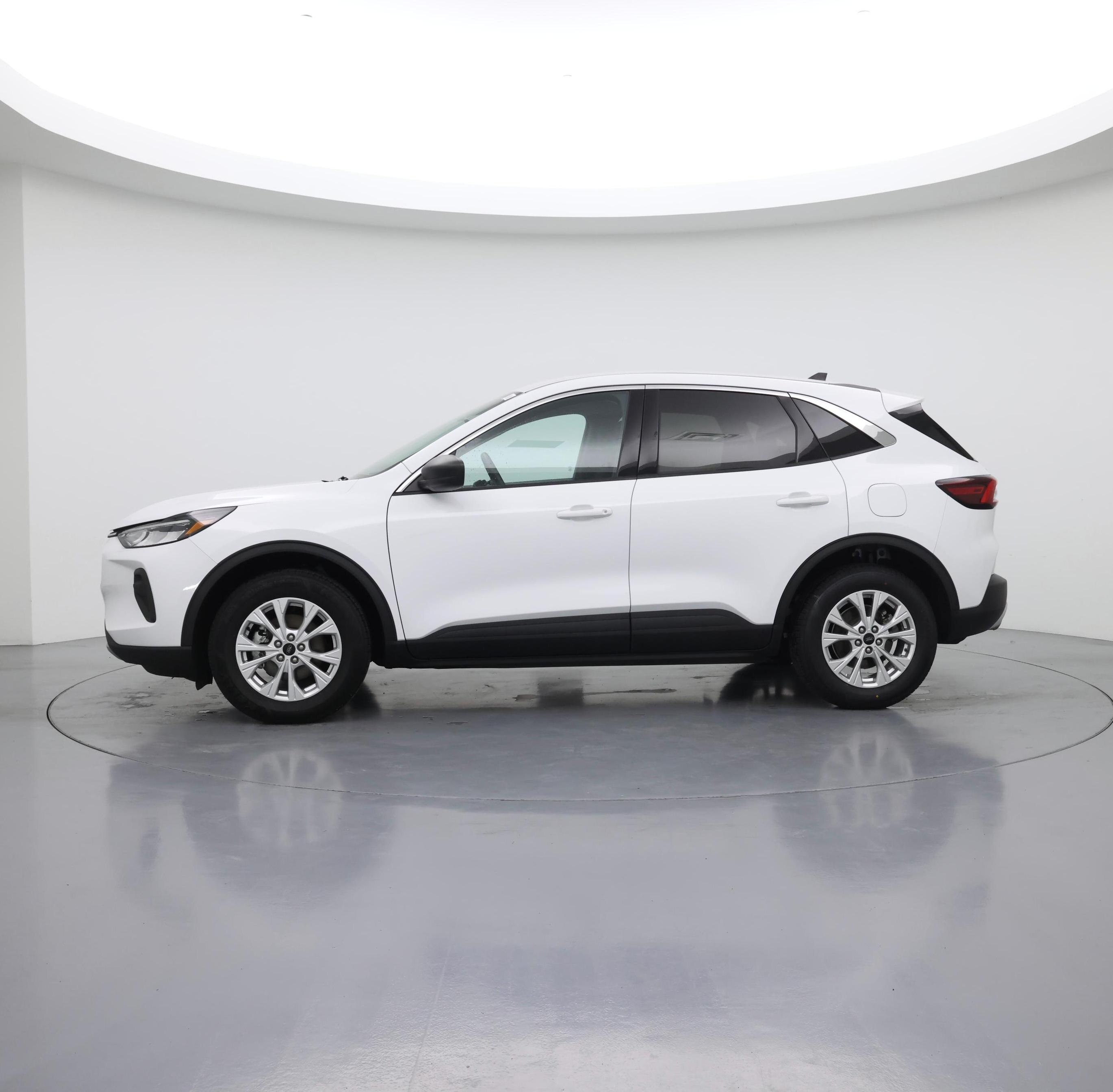 Thumbnail: 2023 Ford Escape - 3