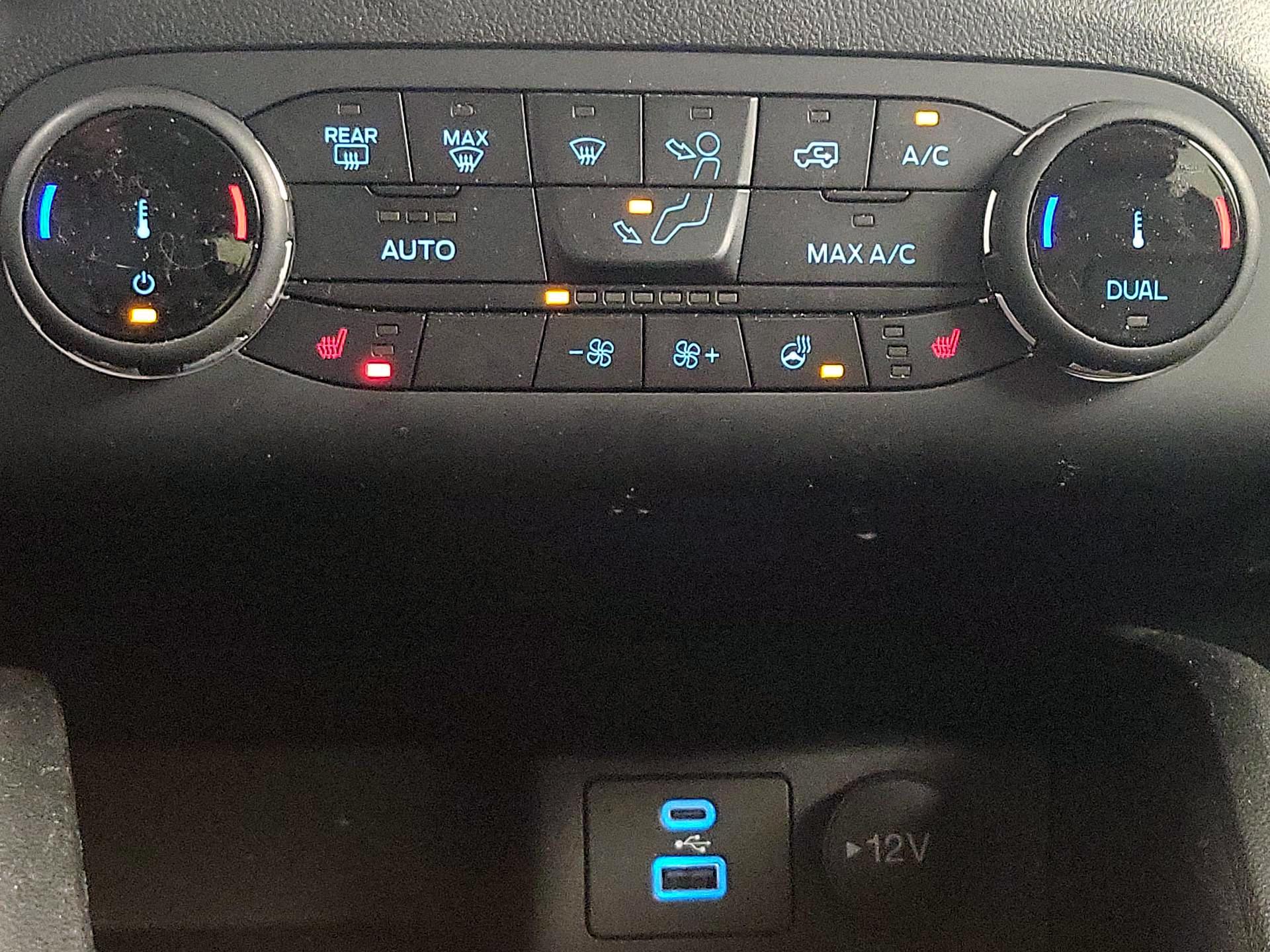 Thumbnail: 2022 Ford Bronco Sport - 16