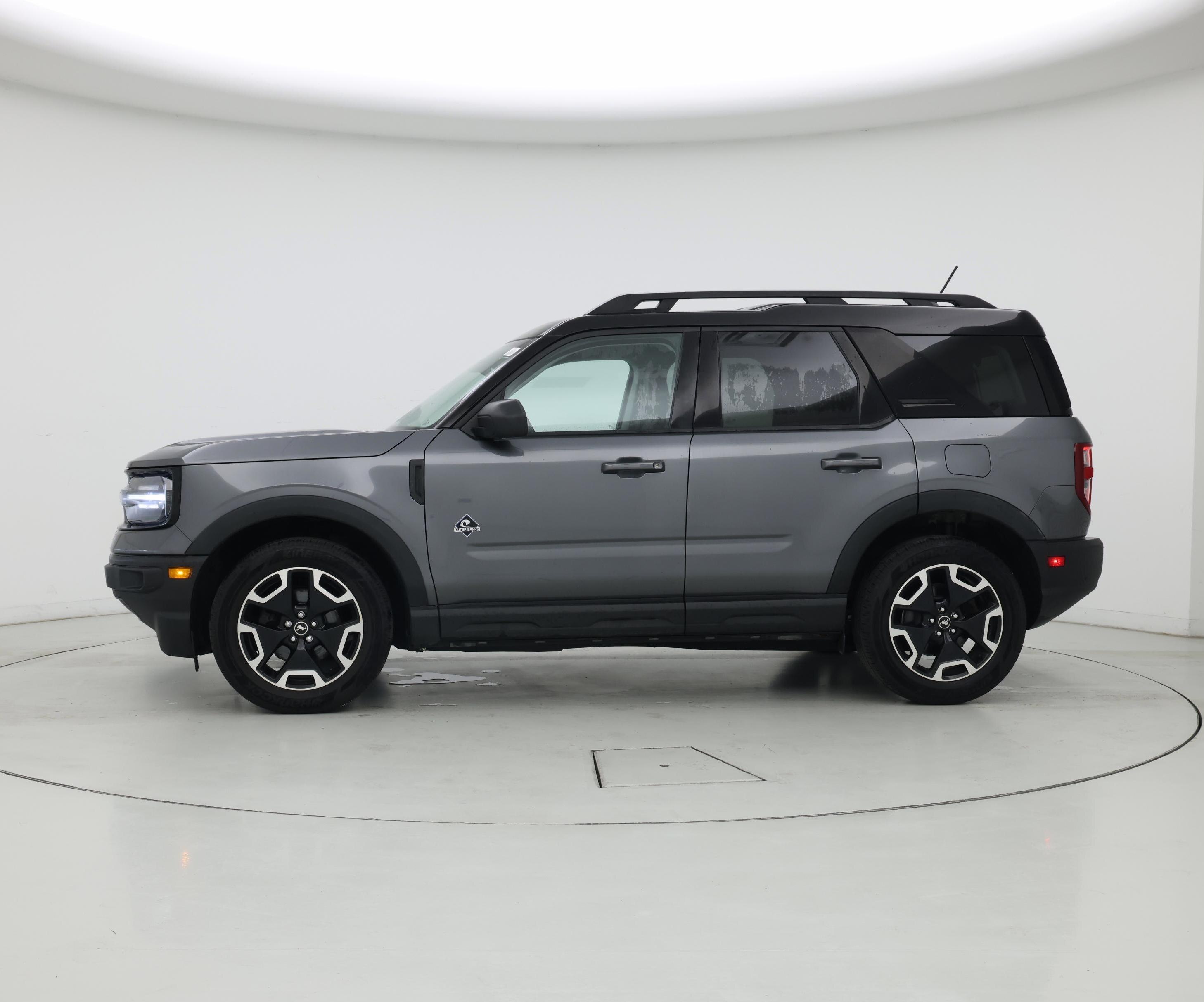 Thumbnail: 2022 Ford Bronco Sport - 3