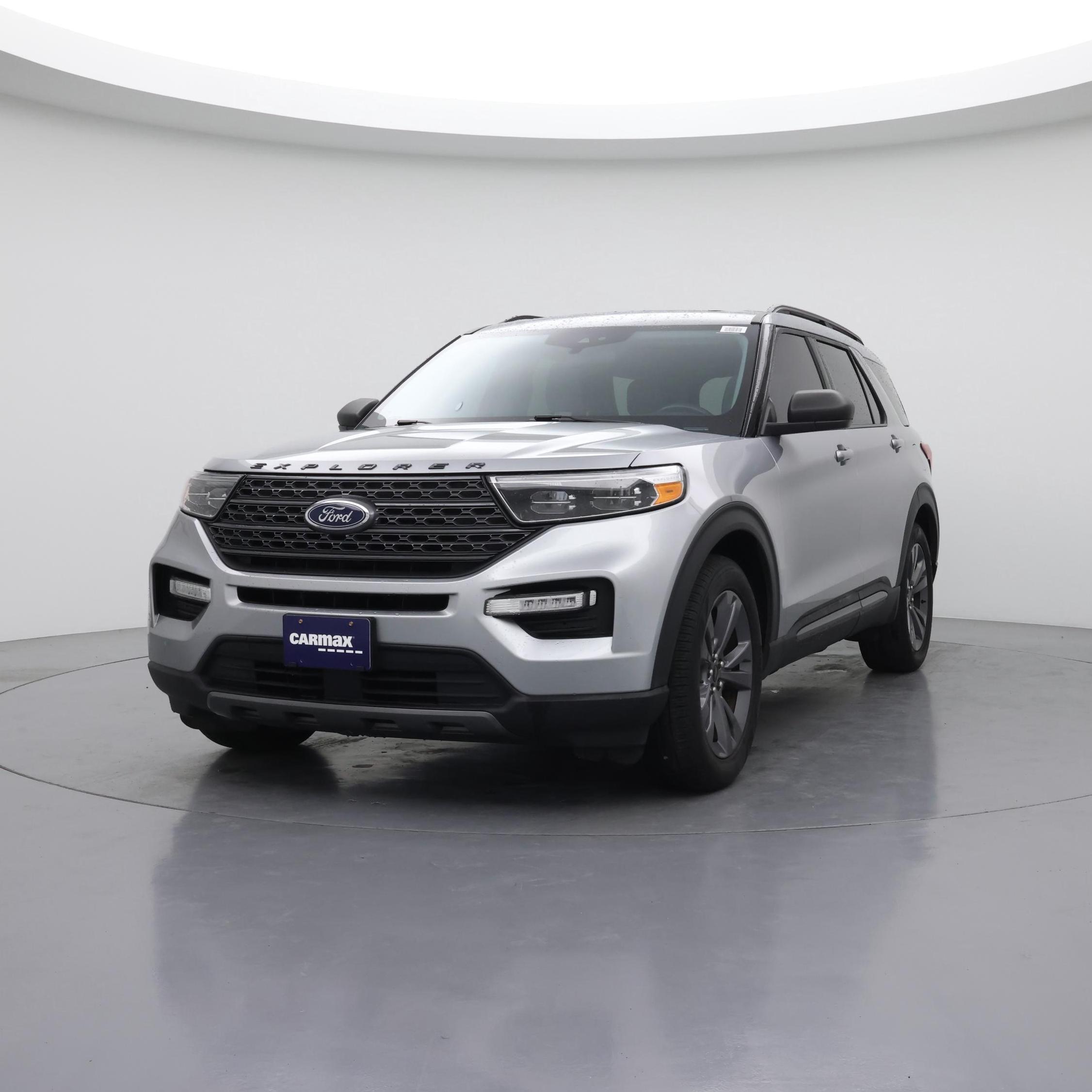 Thumbnail: 2021 Ford Explorer - 4